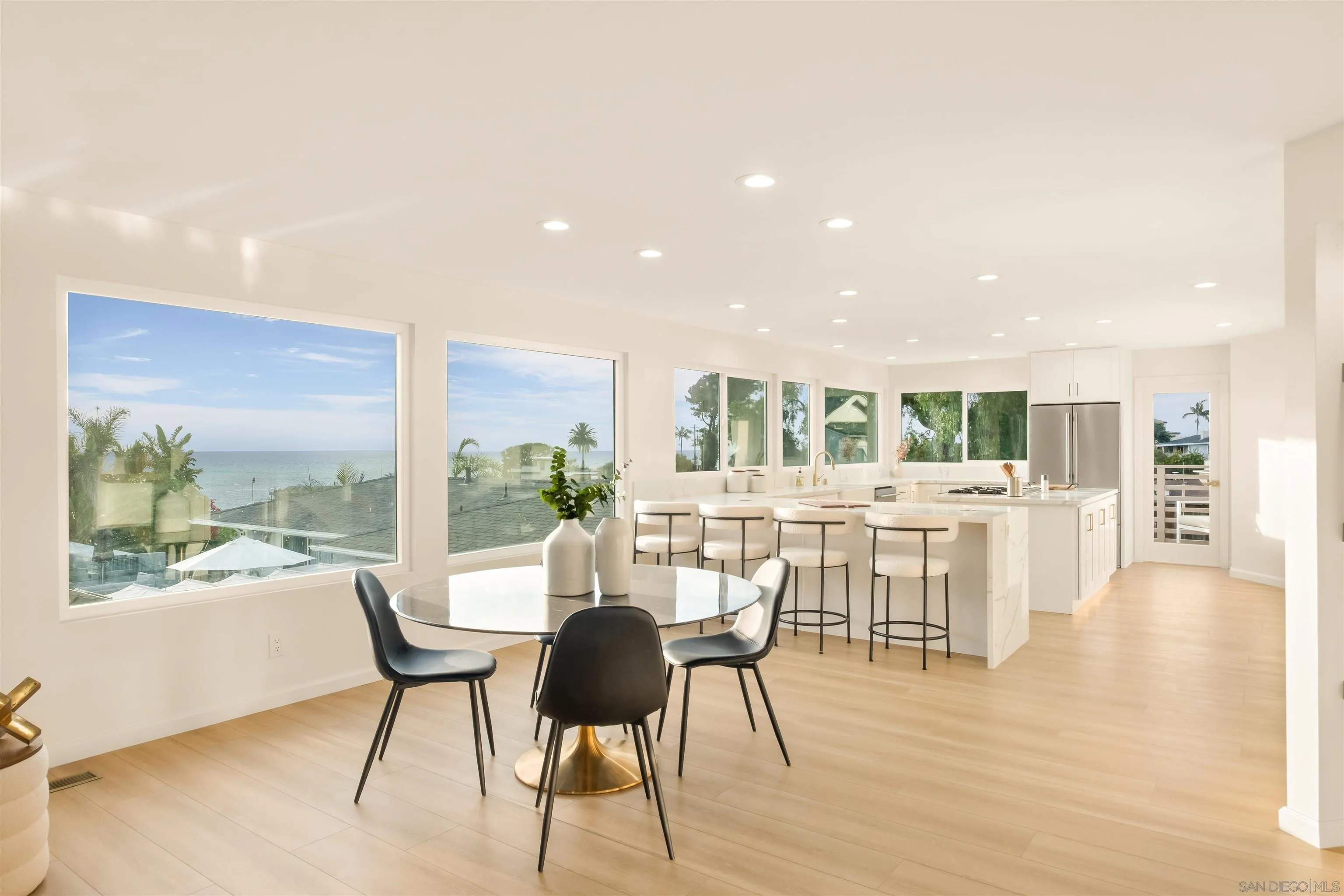 https://cdn.realtyfeed.com/cdn/127/250039789/a2755d755429b7ea3b5d994f511e5fce.webp