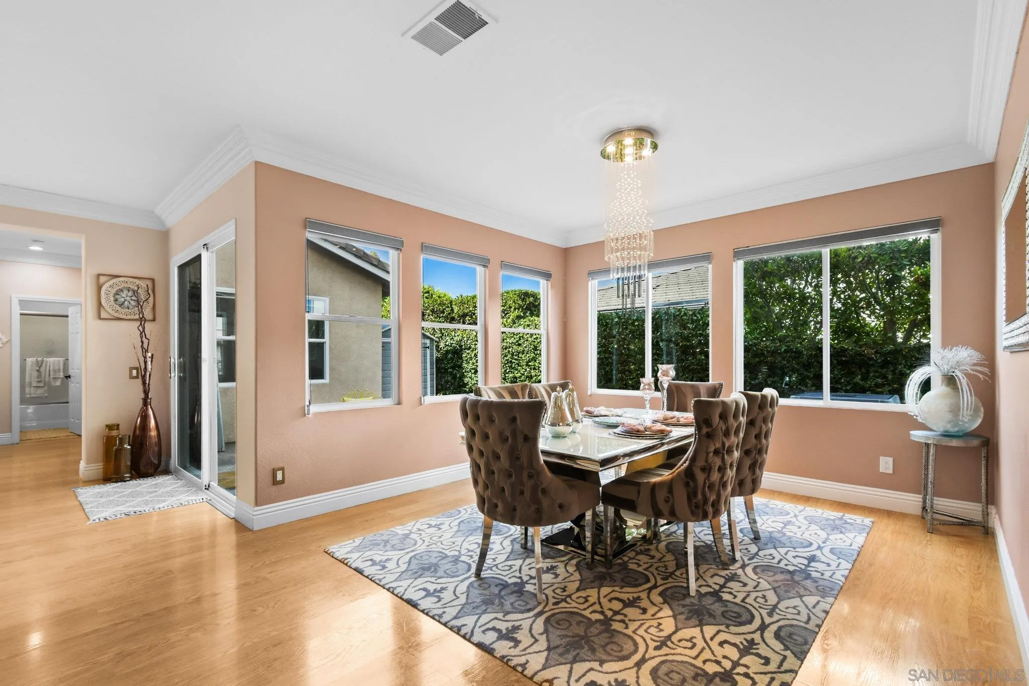 https://cdn.realtyfeed.com/cdn/127/250039800/33f5998081f1b5e8325580754673b0eb.webp