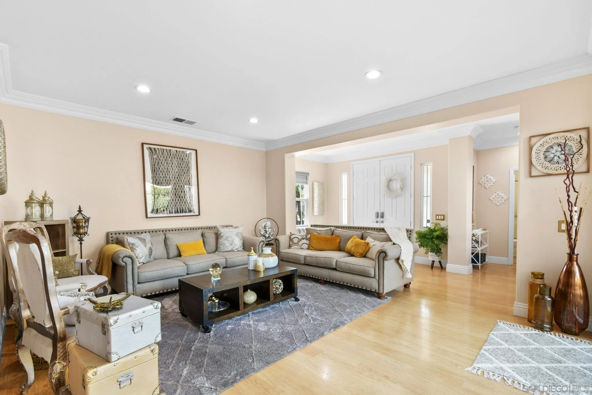 https://cdn.realtyfeed.com/cdn/127/250039800/ec6d66cbe6b799e4f48c667a6e9ebfe9.webp