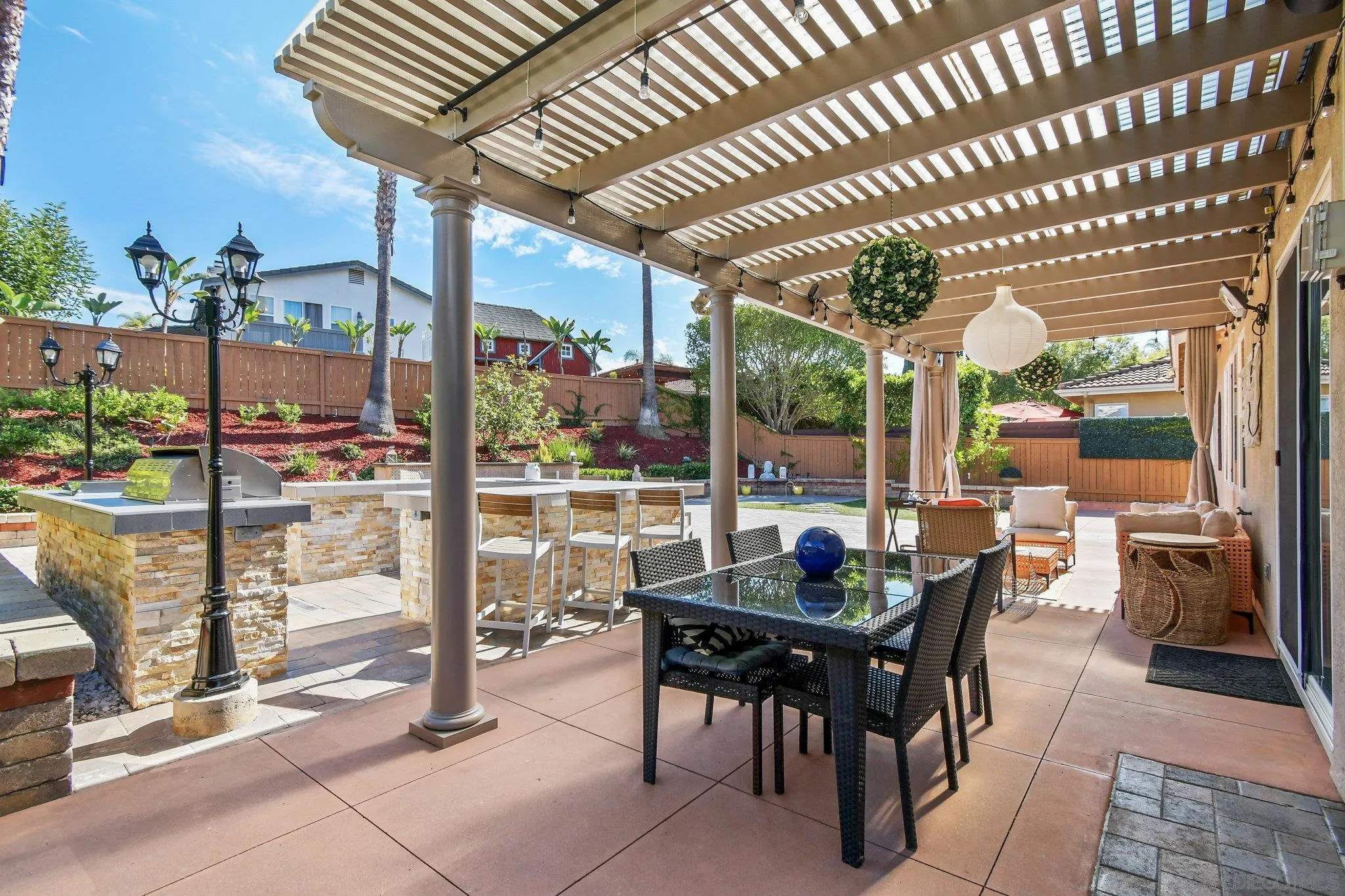 https://cdn.realtyfeed.com/cdn/127/250039800/ed439e74347ce1e4de616d57a6bc68c3.webp