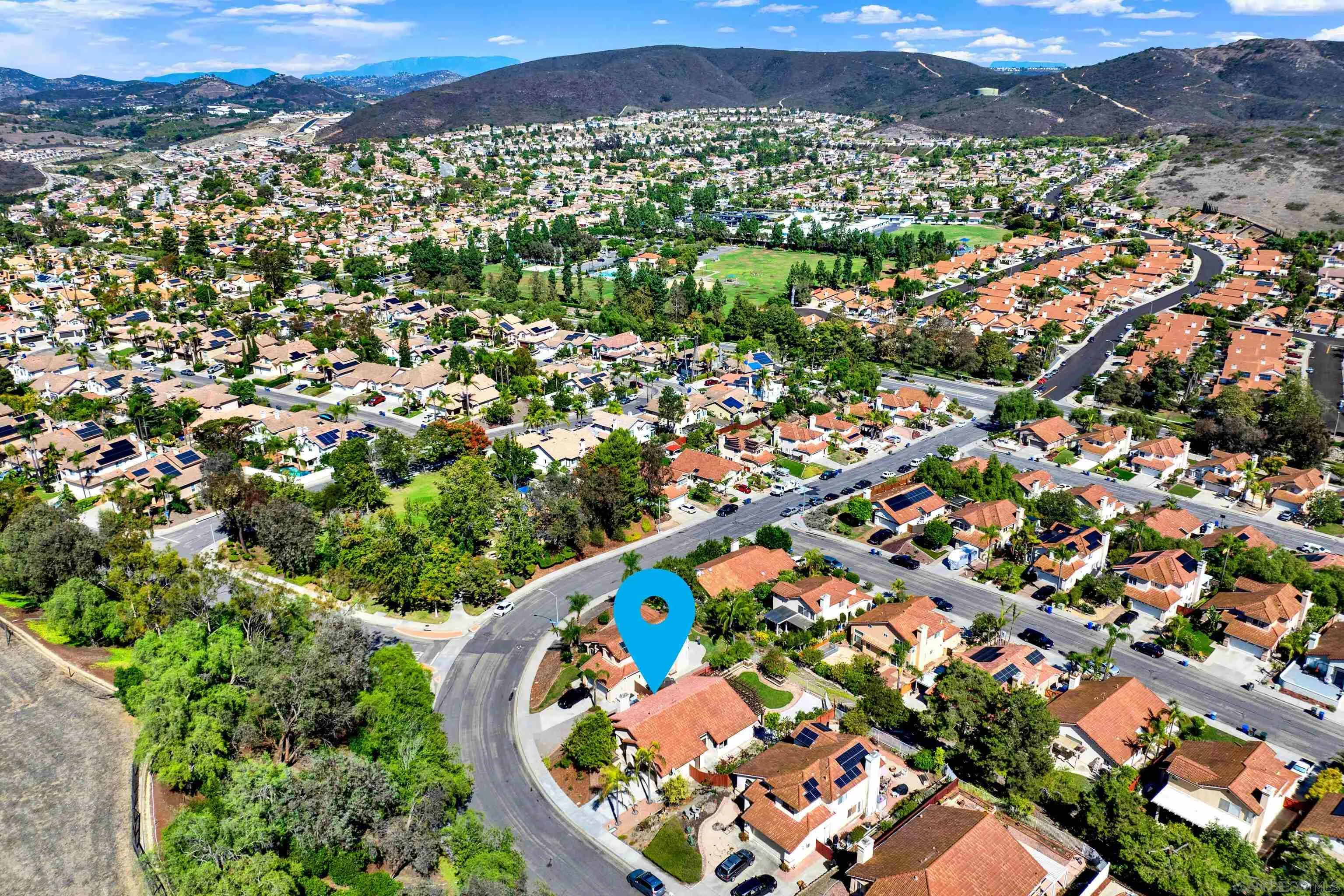 https://cdn.realtyfeed.com/cdn/127/250039801/a717c34eb11bf2f82c3252ce73e8d9fc.webp