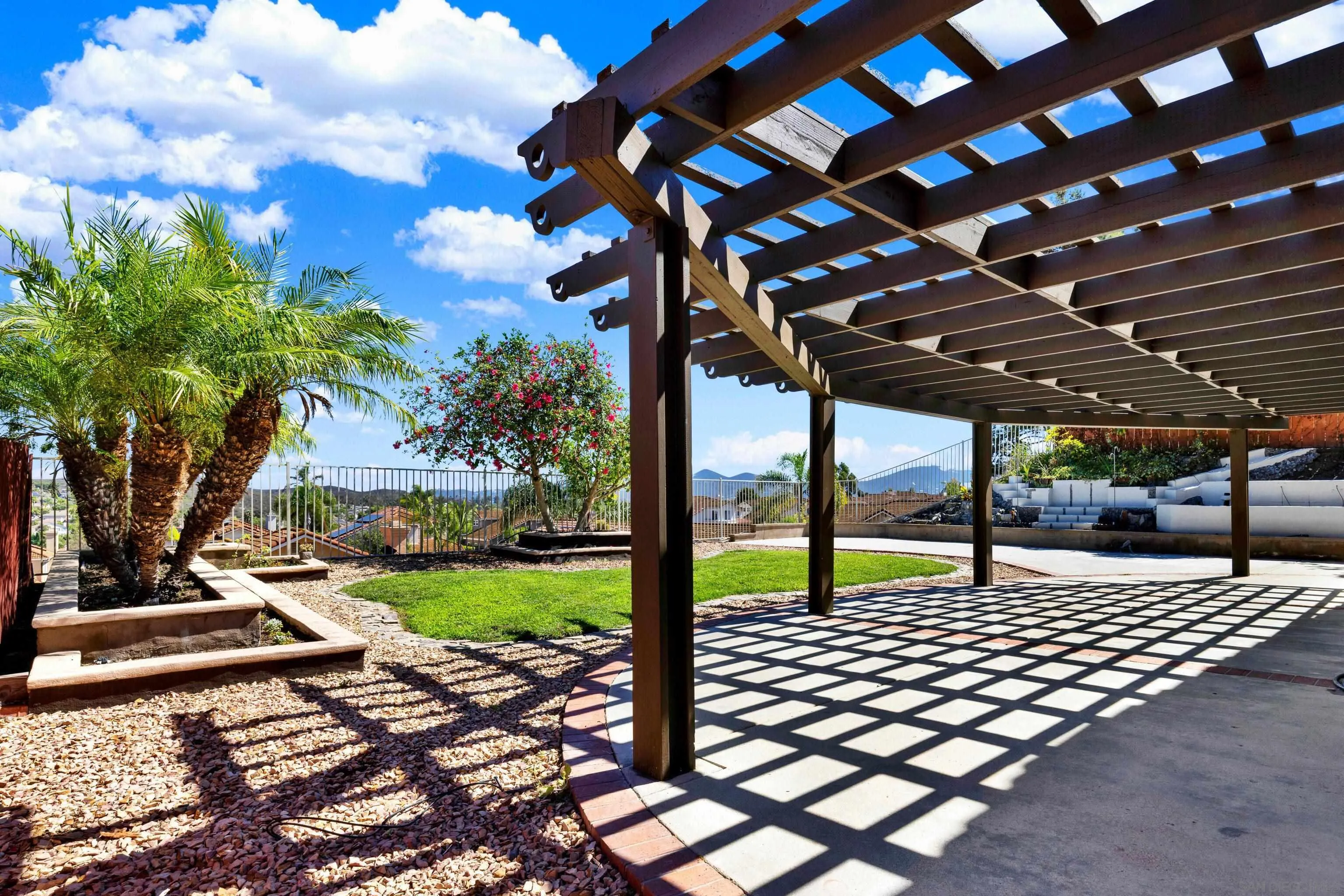 https://cdn.realtyfeed.com/cdn/127/250039801/d48b167383a4d81fbeec0f206919a15a.webp