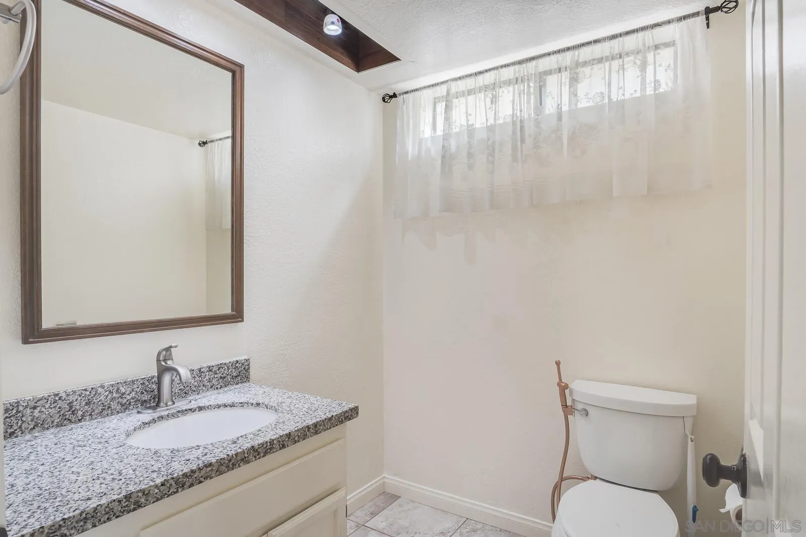 https://cdn.realtyfeed.com/cdn/127/250039802/131ffb1e6d2965878b78b3d283896b31.webp