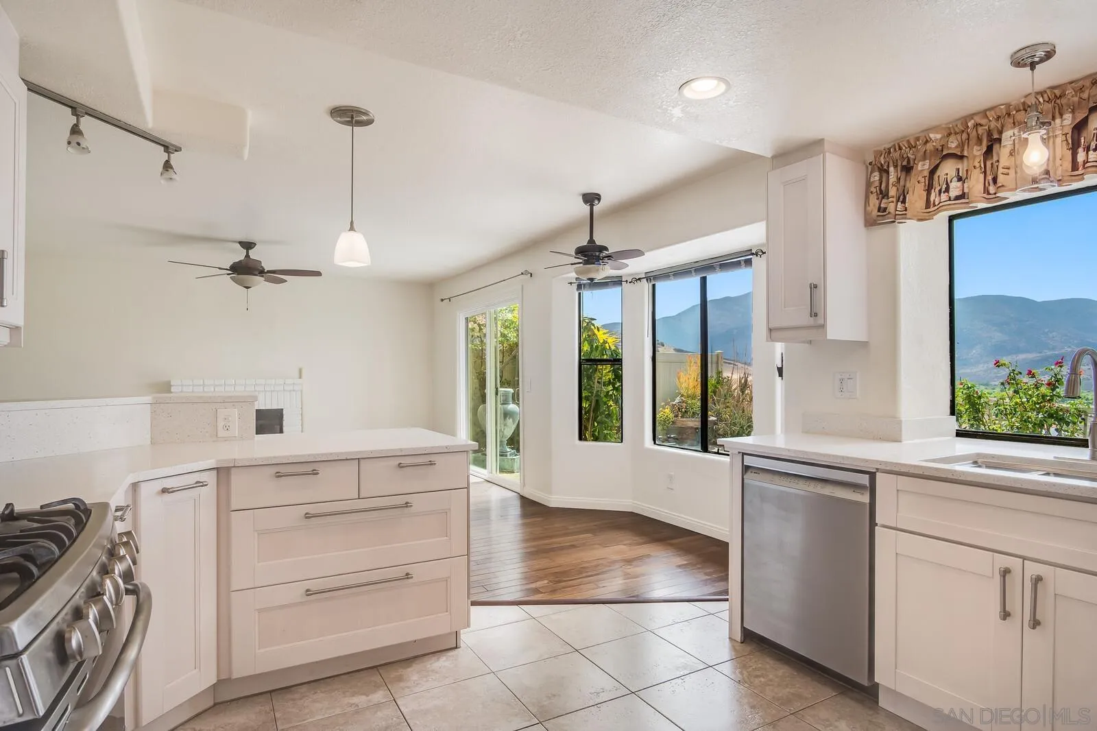 https://cdn.realtyfeed.com/cdn/127/250039802/bfc9c195b8c3e8565861ac44059e2976.webp