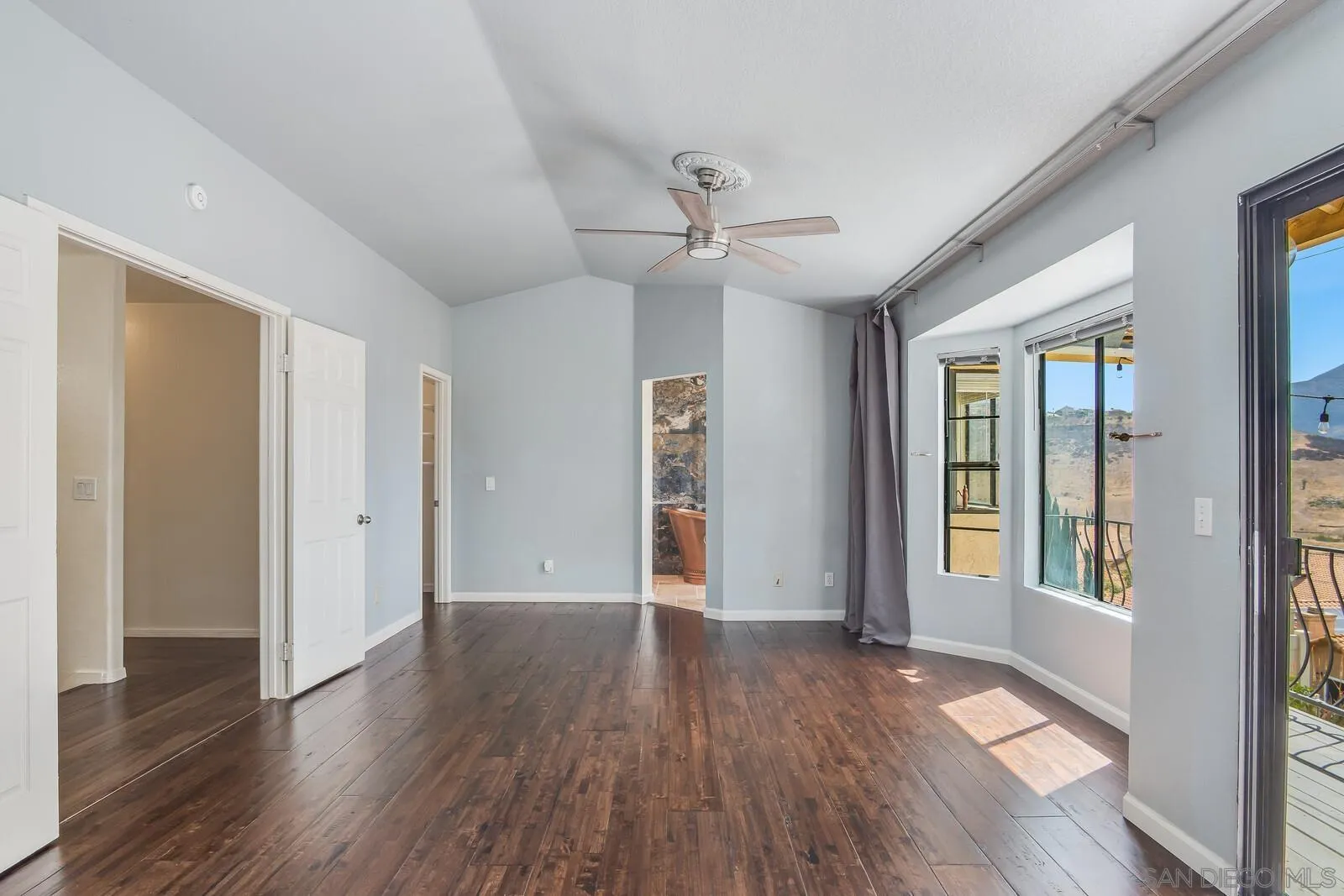 https://cdn.realtyfeed.com/cdn/127/250039802/c63cc4615f90f026a7edf81e68e257a9.webp