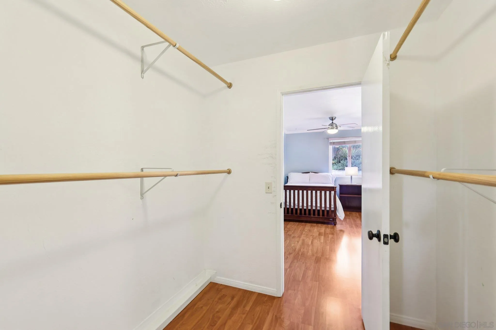 https://cdn.realtyfeed.com/cdn/127/250039803/10ed90399831ada0222d7f2f47fcdf81.webp