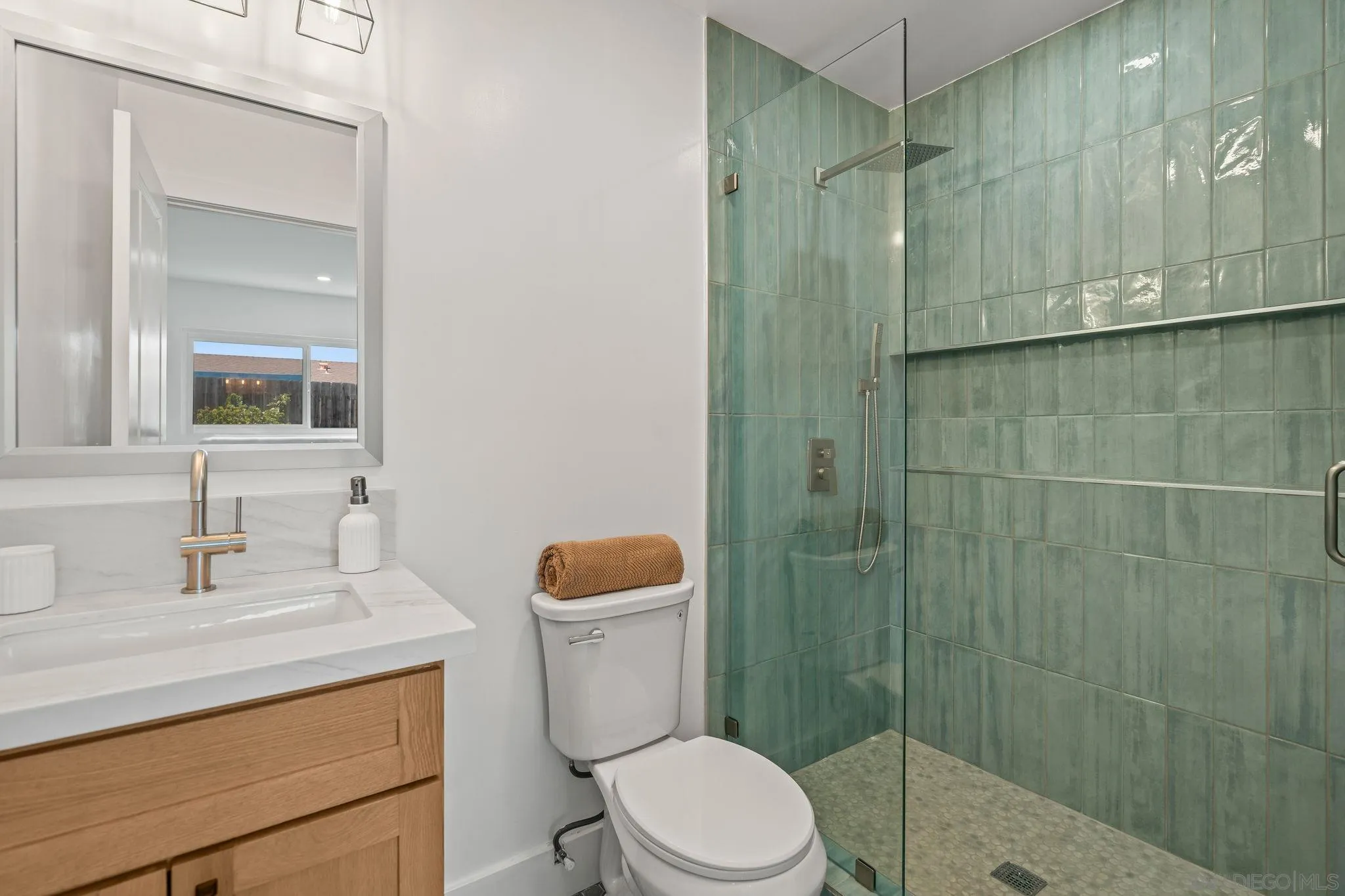 https://cdn.realtyfeed.com/cdn/127/250039805/a22de12e183d8d6bbcaba56986cfcfd9.webp