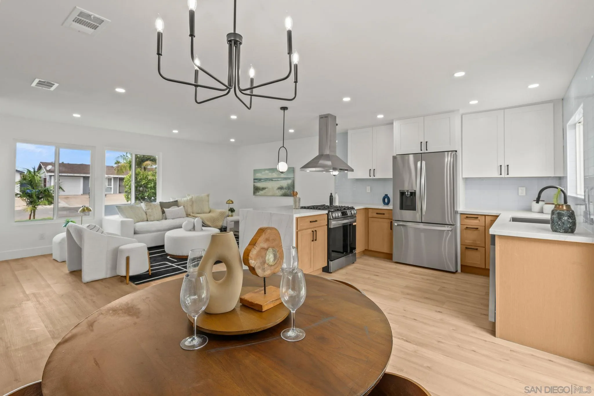 https://cdn.realtyfeed.com/cdn/127/250039805/d2cf02aecde33efe243be7bcf201d6ec.webp