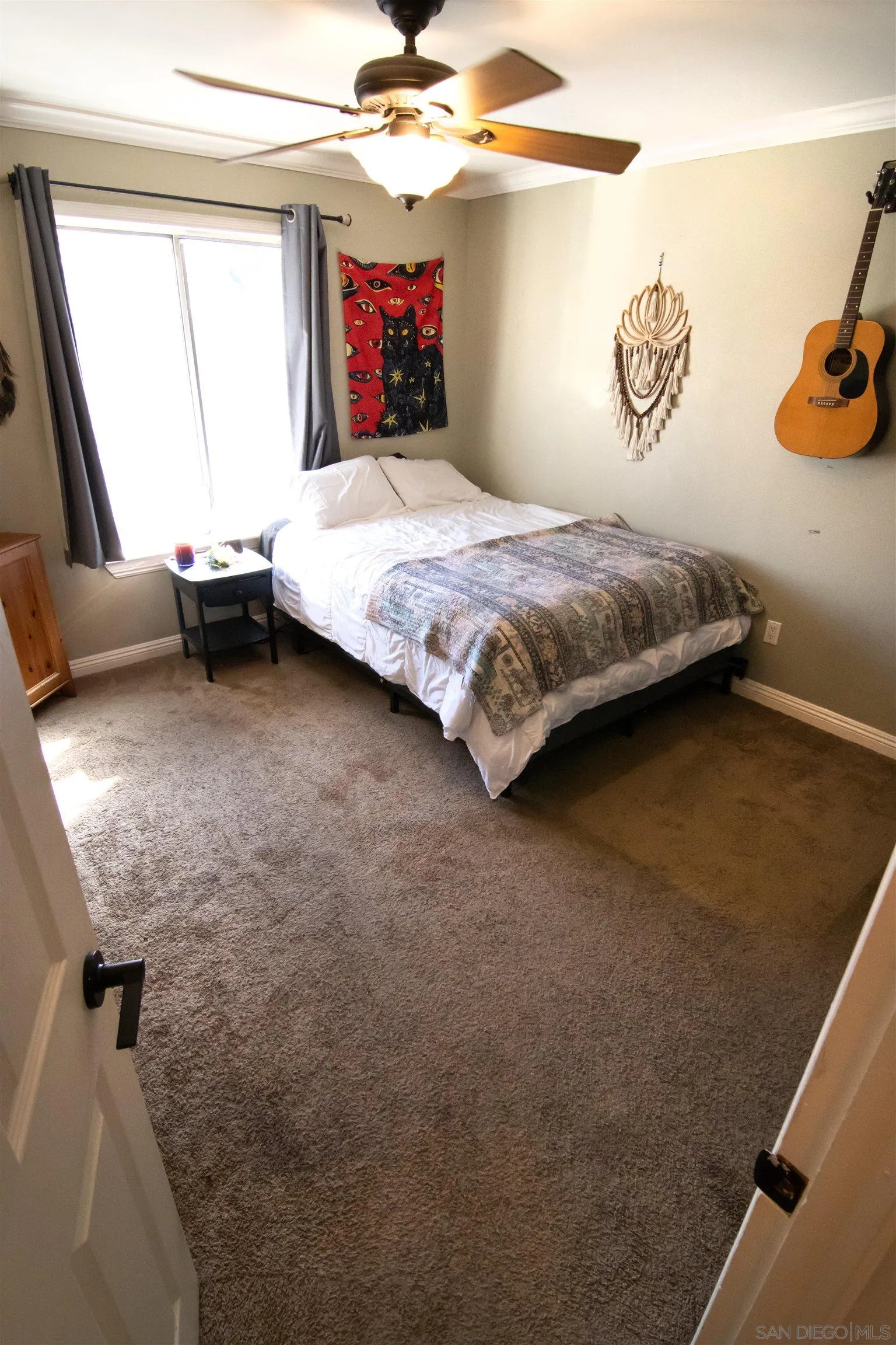 https://cdn.realtyfeed.com/cdn/127/250039806/3de33757cc9e264806e8398b96dafbe5.webp