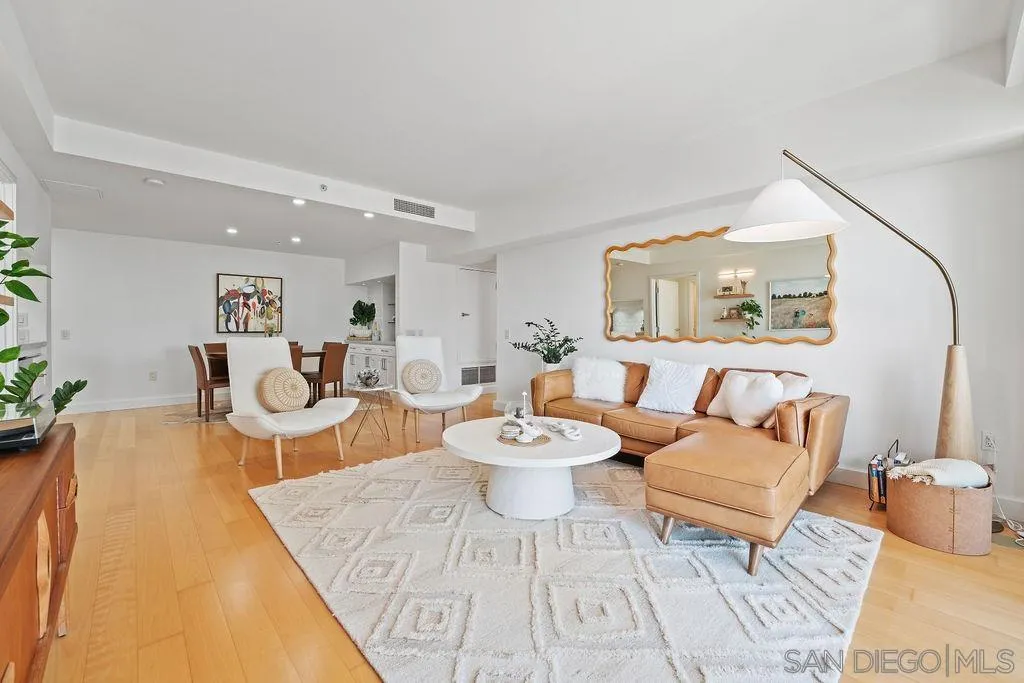 https://cdn.realtyfeed.com/cdn/127/250039811/0609e69792a896cf20b7ddb6267c1bc3.webp