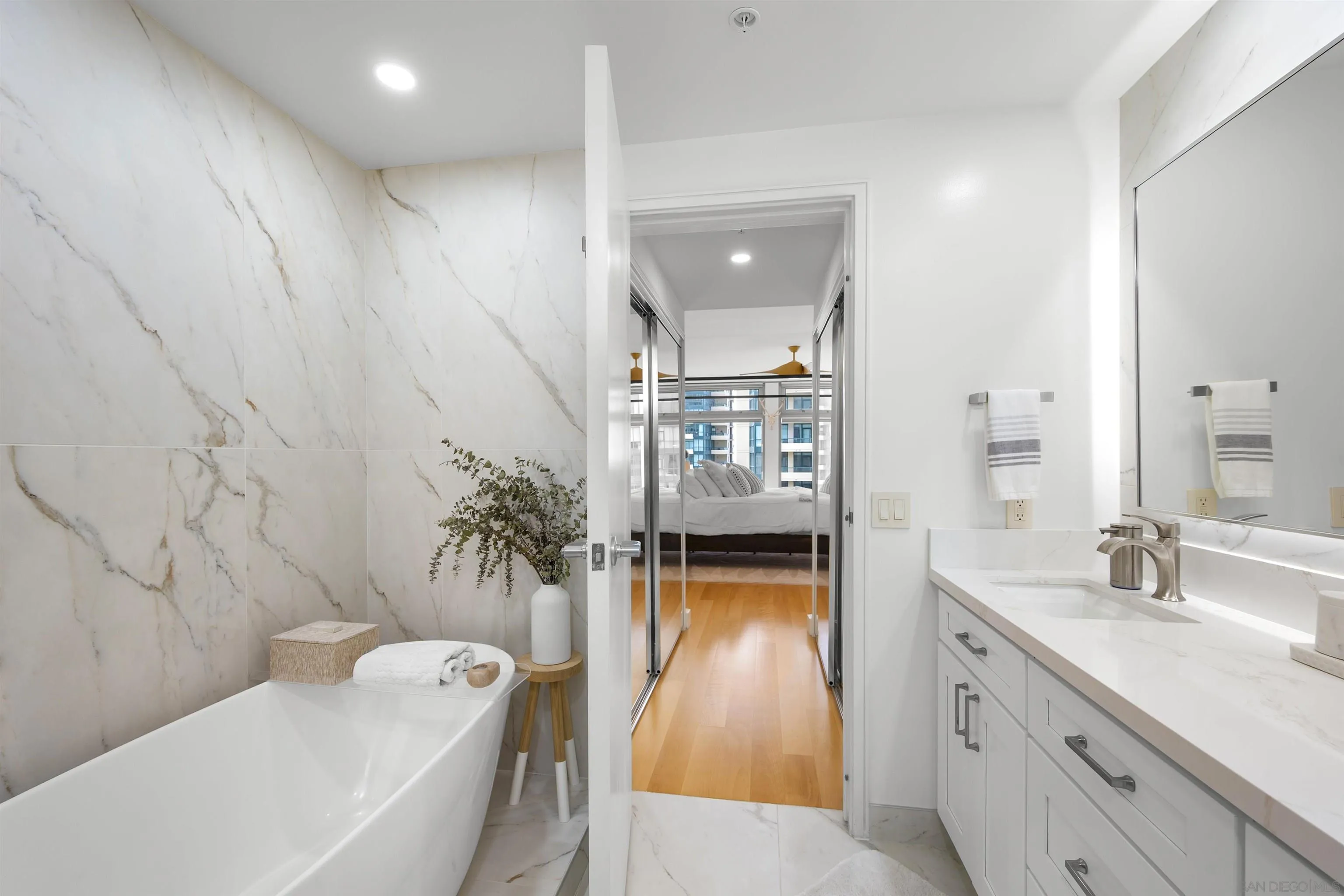 Photo #25: 250039811 Listing: Photo #25