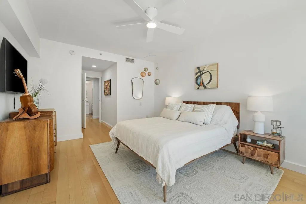 https://cdn.realtyfeed.com/cdn/127/250039811/984fdee3ceda54f36debe8ef2787c9eb.webp