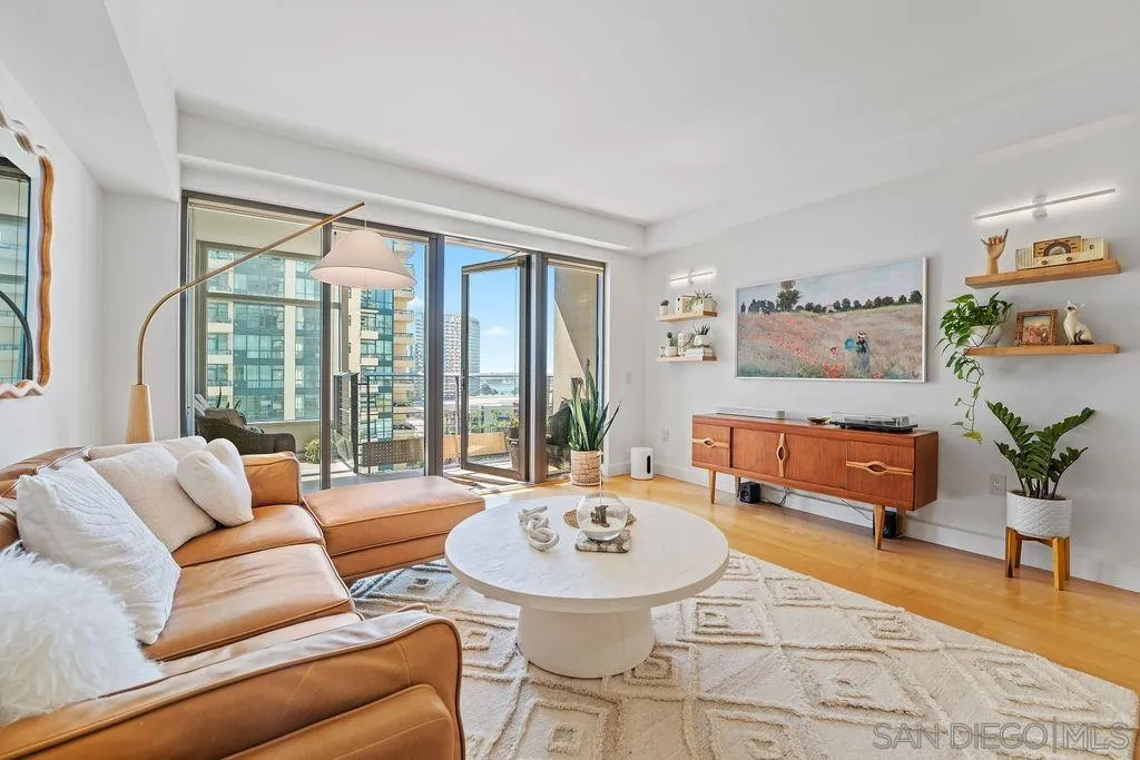 https://cdn.realtyfeed.com/cdn/127/250039811/cdf2c0c32f92093c456765817e059139.webp