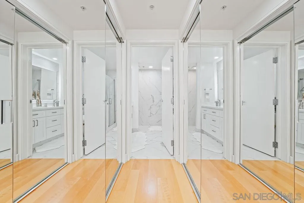 https://cdn.realtyfeed.com/cdn/127/250039811/ec24cf7f42cd0a48eb5cc37cc7198d03.webp