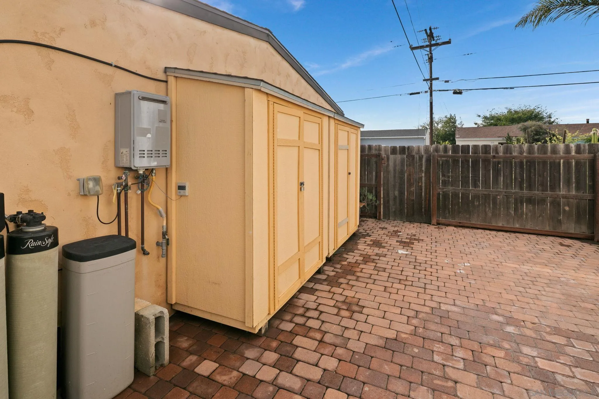 https://cdn.realtyfeed.com/cdn/127/250039812/d7f44c3190887b1ffb7f0d6f5a3ff3c2.webp