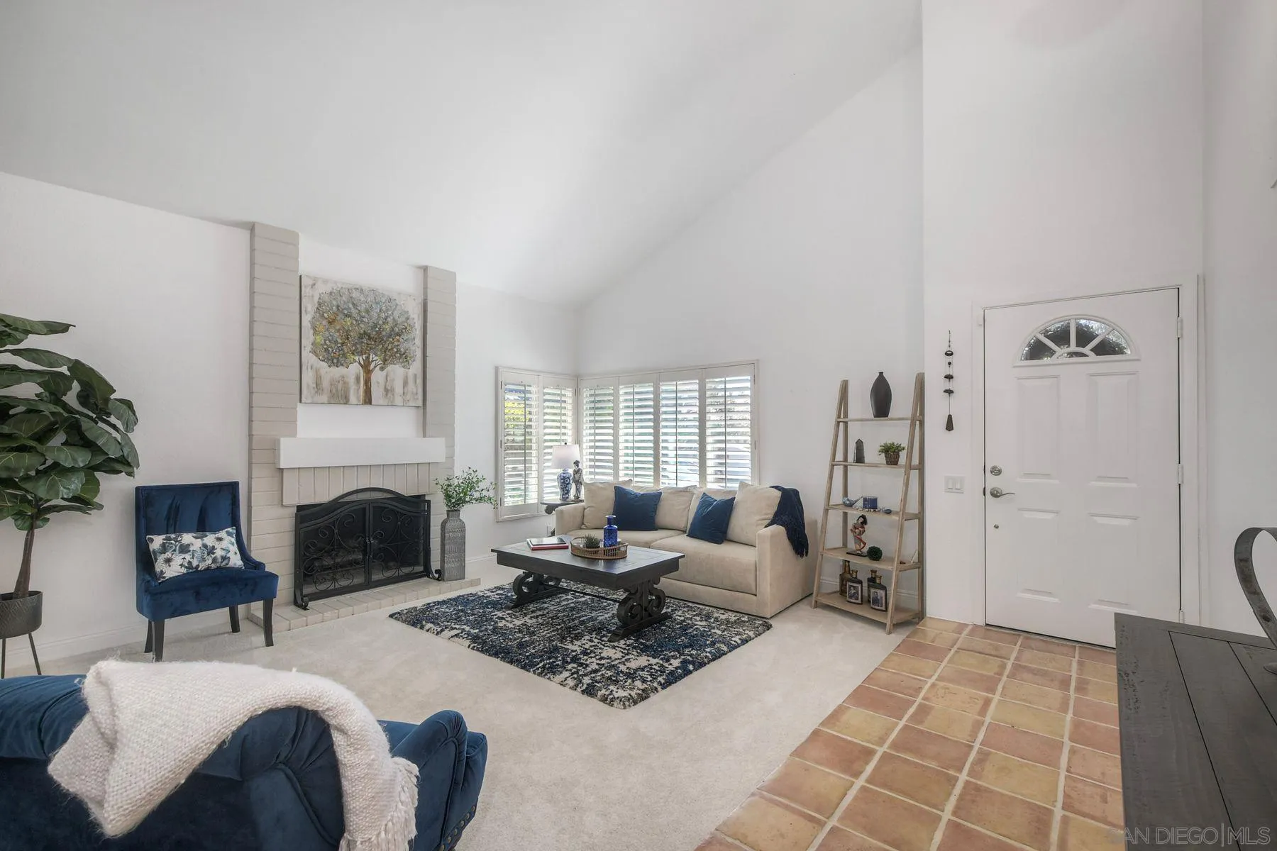 https://cdn.realtyfeed.com/cdn/127/250039815/01e302c32dcd946dd6275ab30a9b74c3.webp