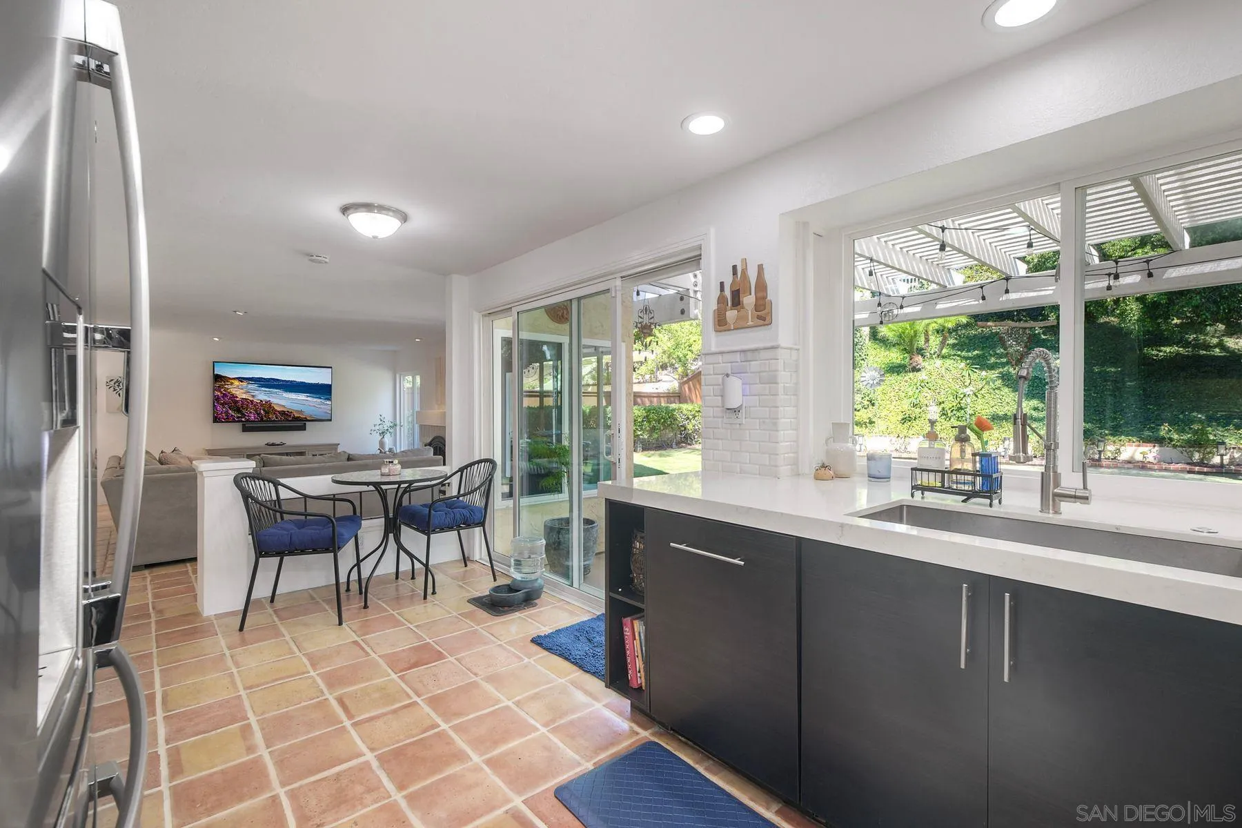 https://cdn.realtyfeed.com/cdn/127/250039815/c6fd8571ff32c3af044e1fc9d85f5e2d.webp