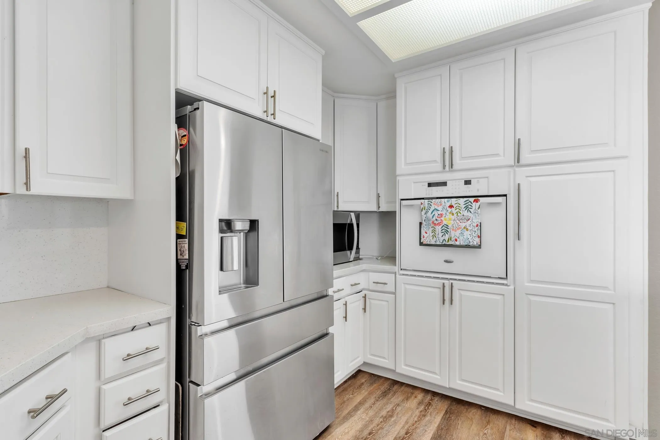 https://cdn.realtyfeed.com/cdn/127/250039817/a75a18cf9331a9c6a37681db34b5a8e9.webp