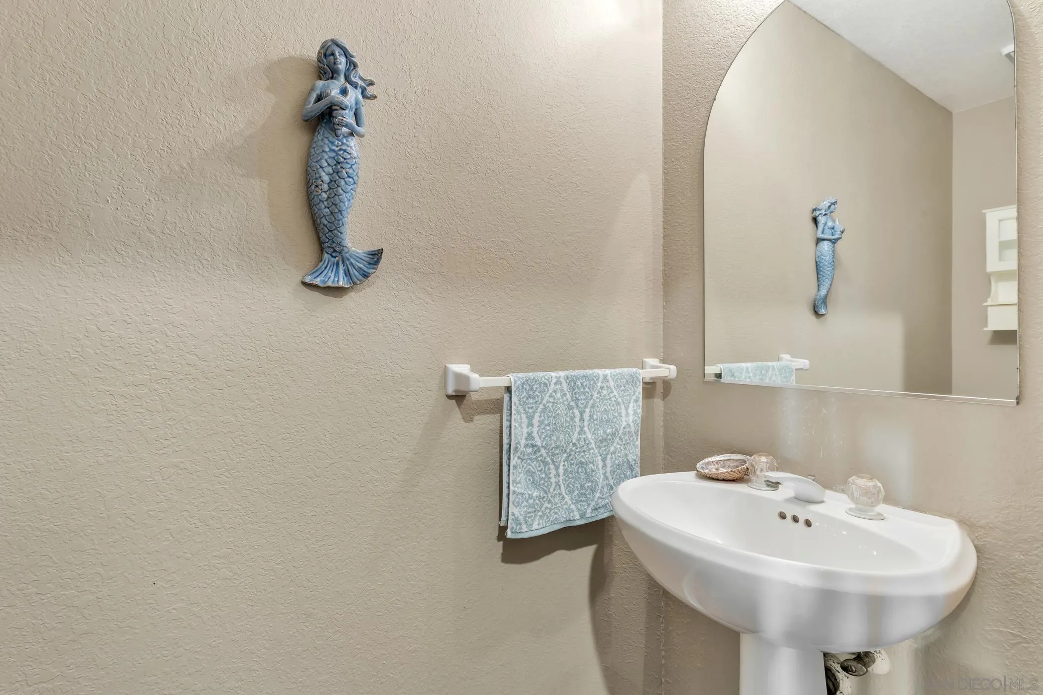 Photo #38: 250039817 Listing: Photo #38