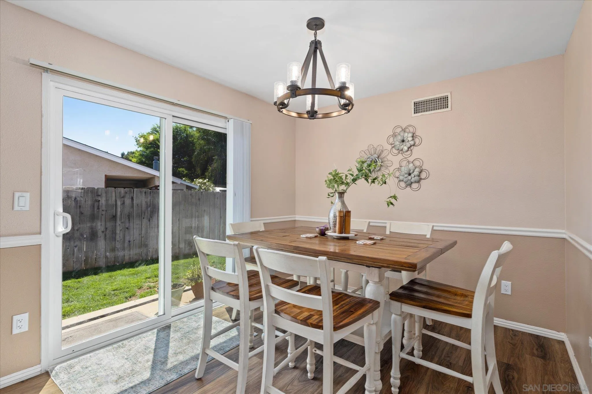 https://cdn.realtyfeed.com/cdn/127/250039825/0353776b0b102513ecd66fd056e83d2d.webp