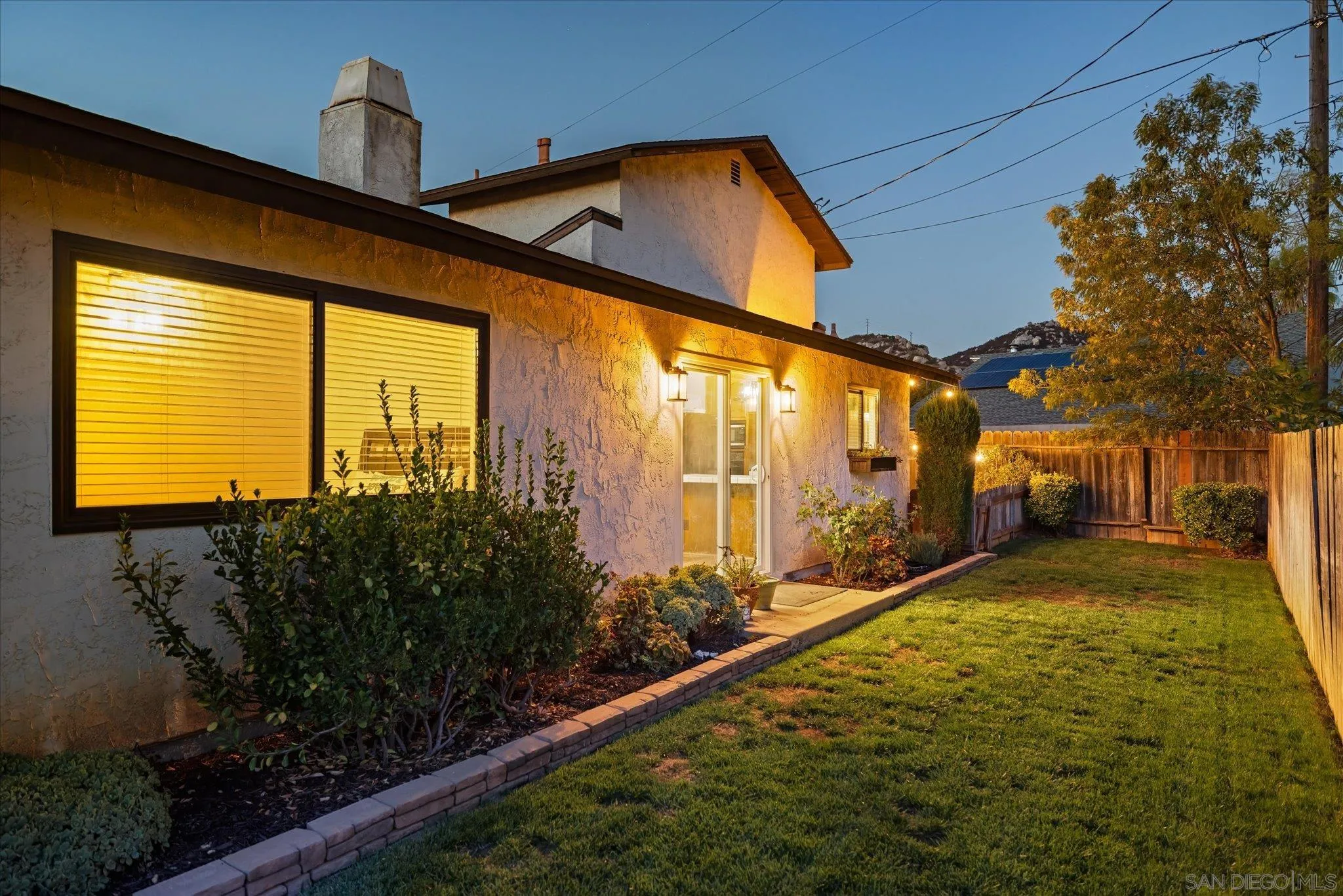 https://cdn.realtyfeed.com/cdn/127/250039825/b40b858bff711601db2f58a8278b6496.webp