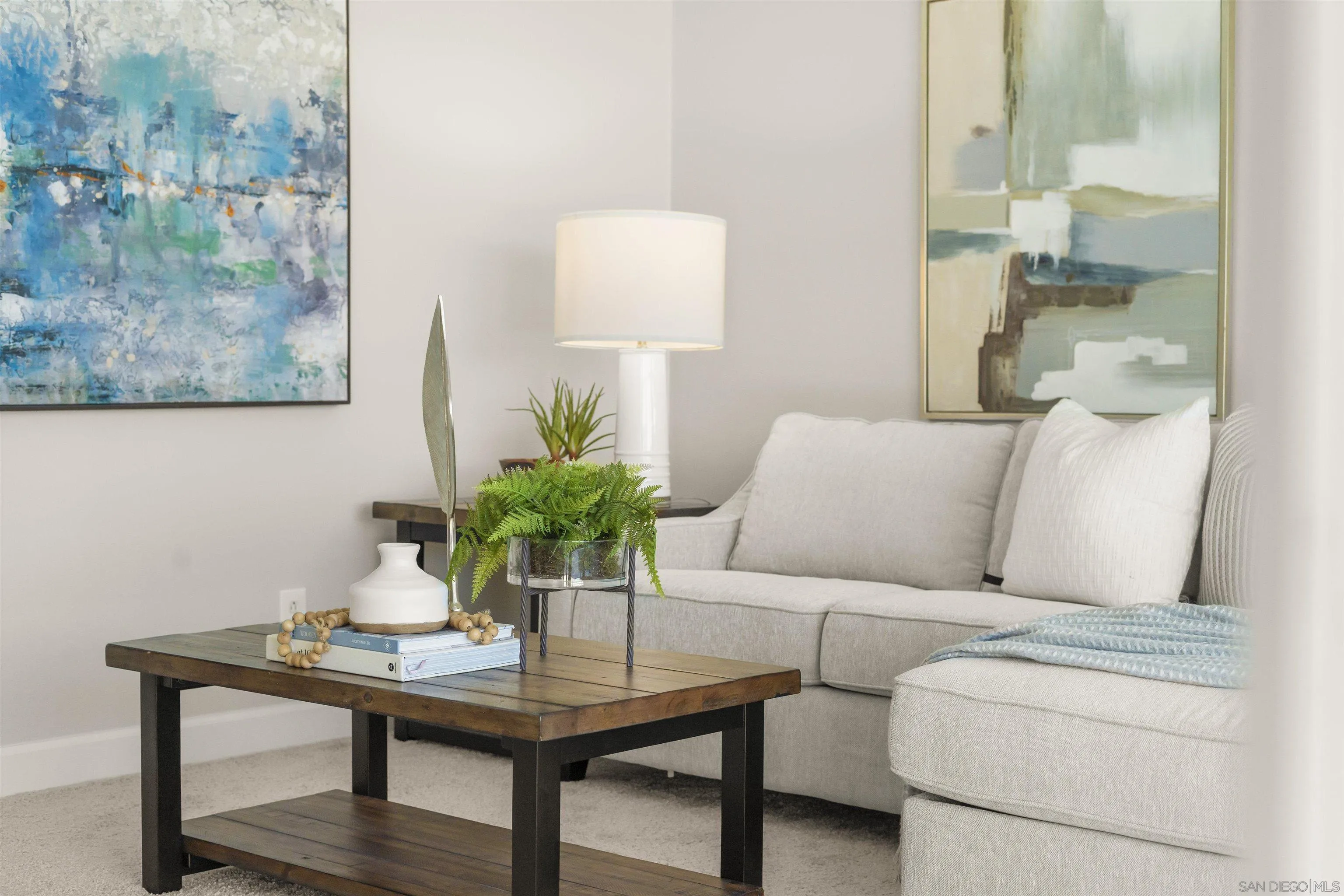 https://cdn.realtyfeed.com/cdn/127/250039826/ca678ae4a5d57196b8bdbcc6ab25ca6d.webp