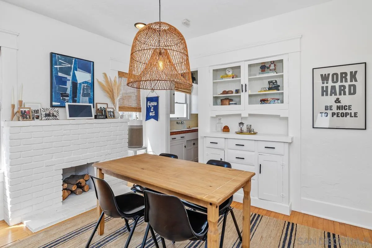 https://cdn.realtyfeed.com/cdn/127/250039828/9a7b4228fcff8d63e980be5b821d7cf1.webp