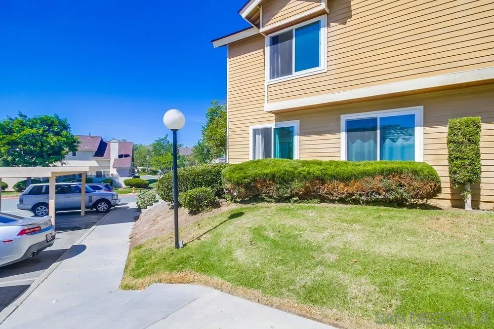 Photo #3: 250039830 Listing 