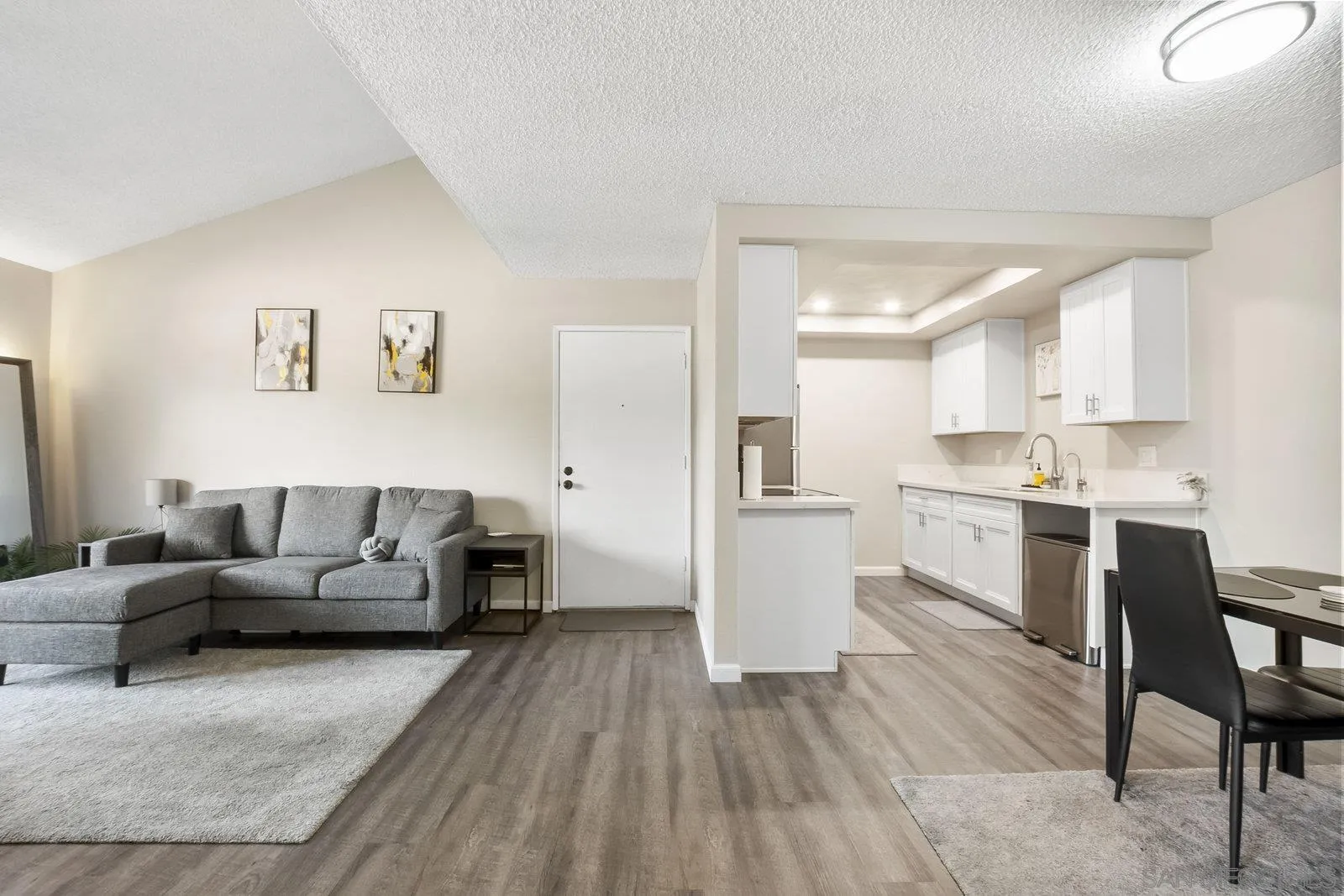 https://cdn.realtyfeed.com/cdn/127/250039837/426fb96e956f1388863aed9ab36e1c9d.webp