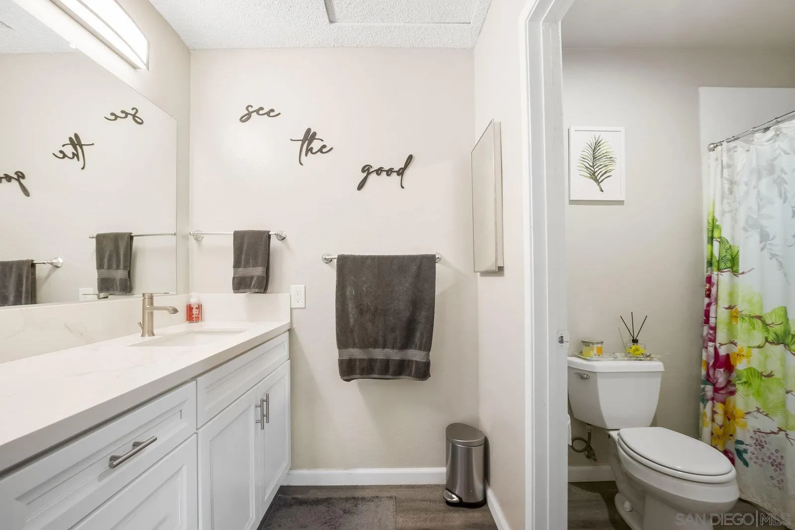 https://cdn.realtyfeed.com/cdn/127/250039837/f03b21a14e7d7be21f69b0d3a9bfed68.webp