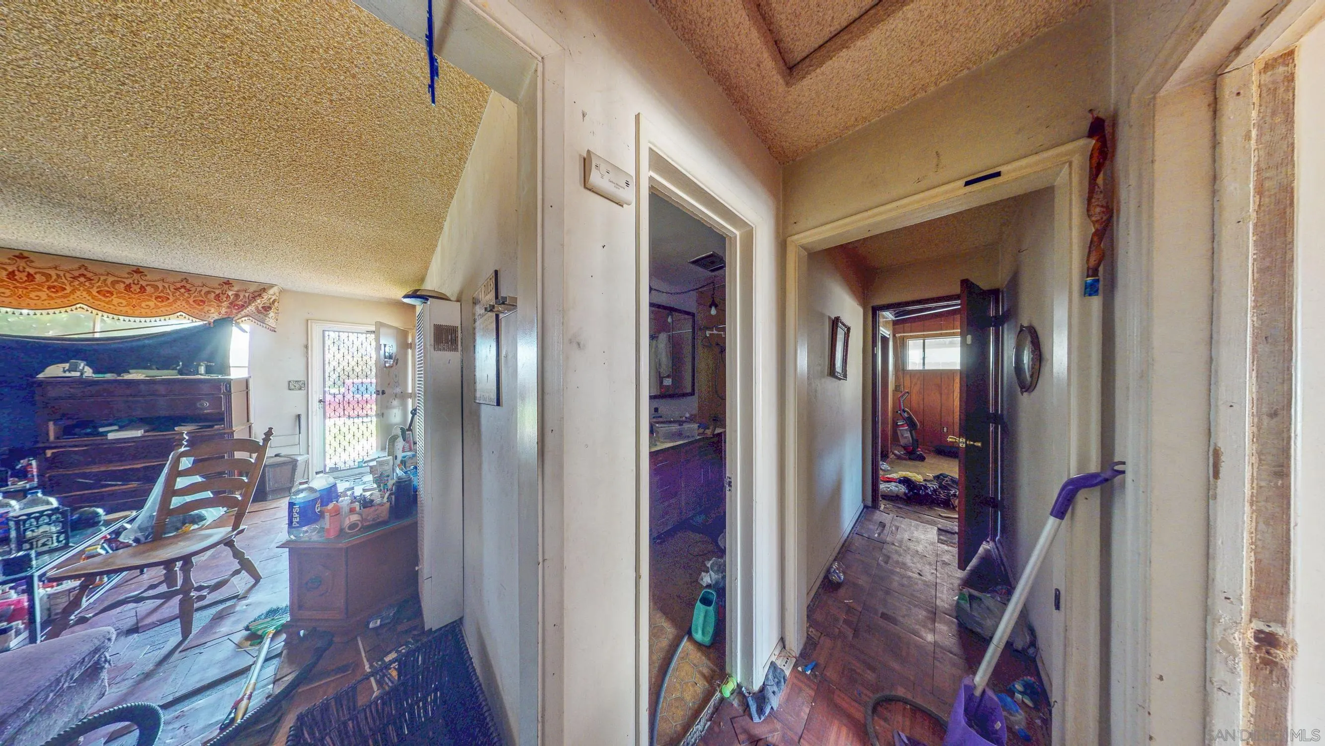 https://cdn.realtyfeed.com/cdn/127/250039843/52c88a2ca9bd77ad2814ddbae4f612a8.webp