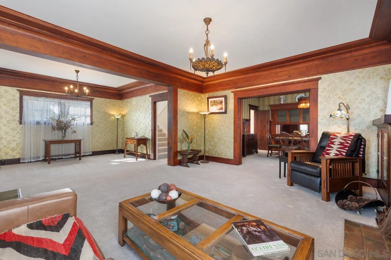 https://cdn.realtyfeed.com/cdn/127/250039845/2dcdcb339aa4860d6ce8e8d22a43e2a2.webp