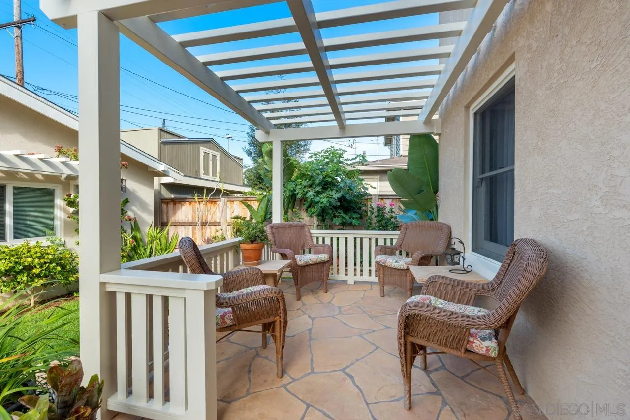 https://cdn.realtyfeed.com/cdn/127/250039845/b30f803a137f59f10fa1822ac9c7e1b6.webp