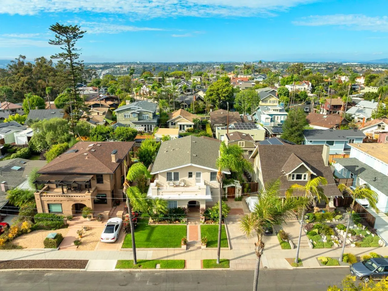 https://cdn.realtyfeed.com/cdn/127/250039845/b8835ea5f00e68f83be7c92cc8ee5212.webp