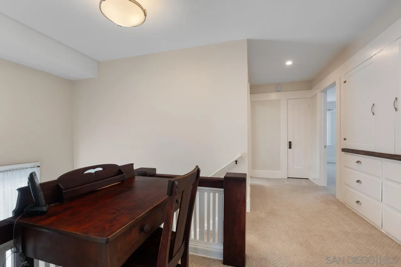 https://cdn.realtyfeed.com/cdn/127/250039845/cb5f2f51e9128b5d6e679043320b936d.webp