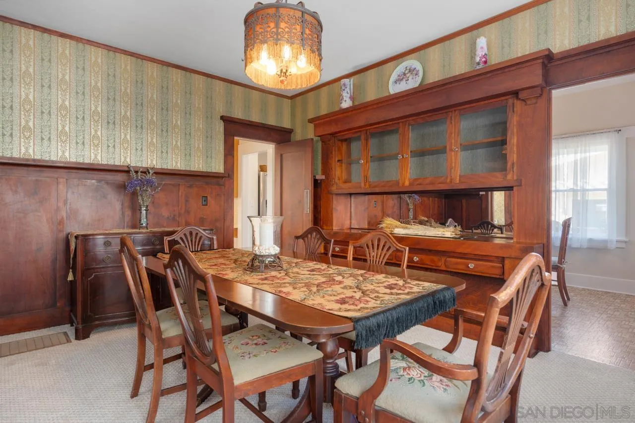 https://cdn.realtyfeed.com/cdn/127/250039845/f1435d94357dab8cf964f63c1bac6c79.webp