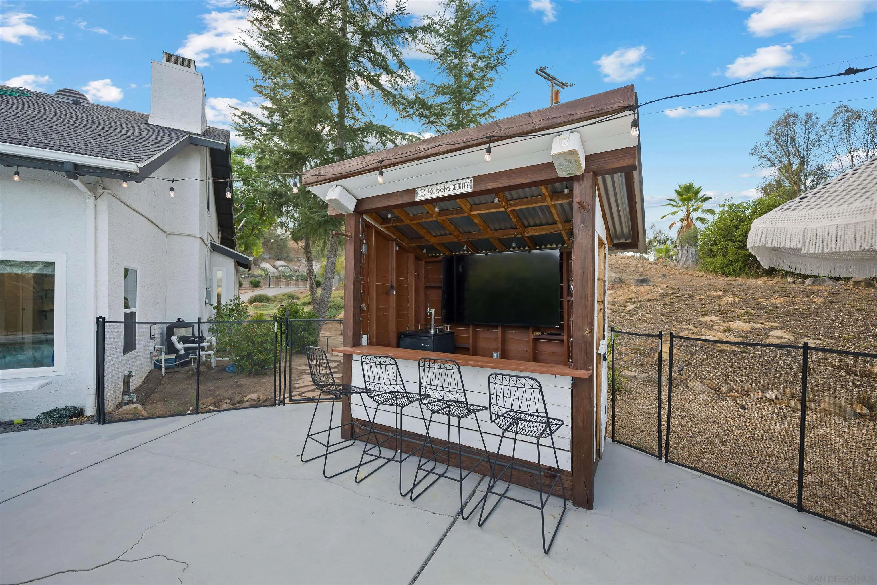 https://cdn.realtyfeed.com/cdn/127/250039854/362c6d88676867f34a6b4928dbcaebbb.webp