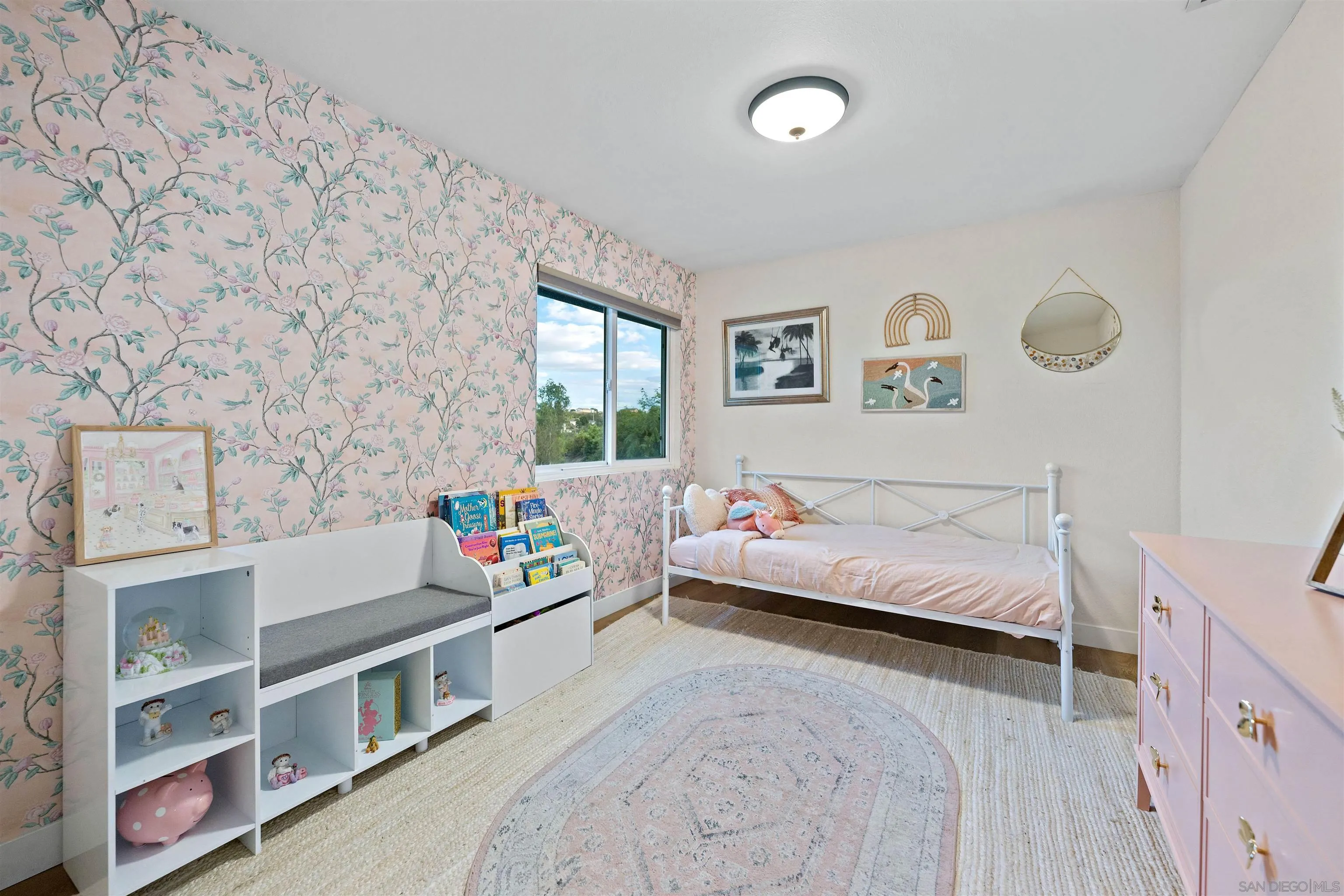 https://cdn.realtyfeed.com/cdn/127/250039854/e7aa63b83ba61952112bfd9fe6e2b3b1.webp
