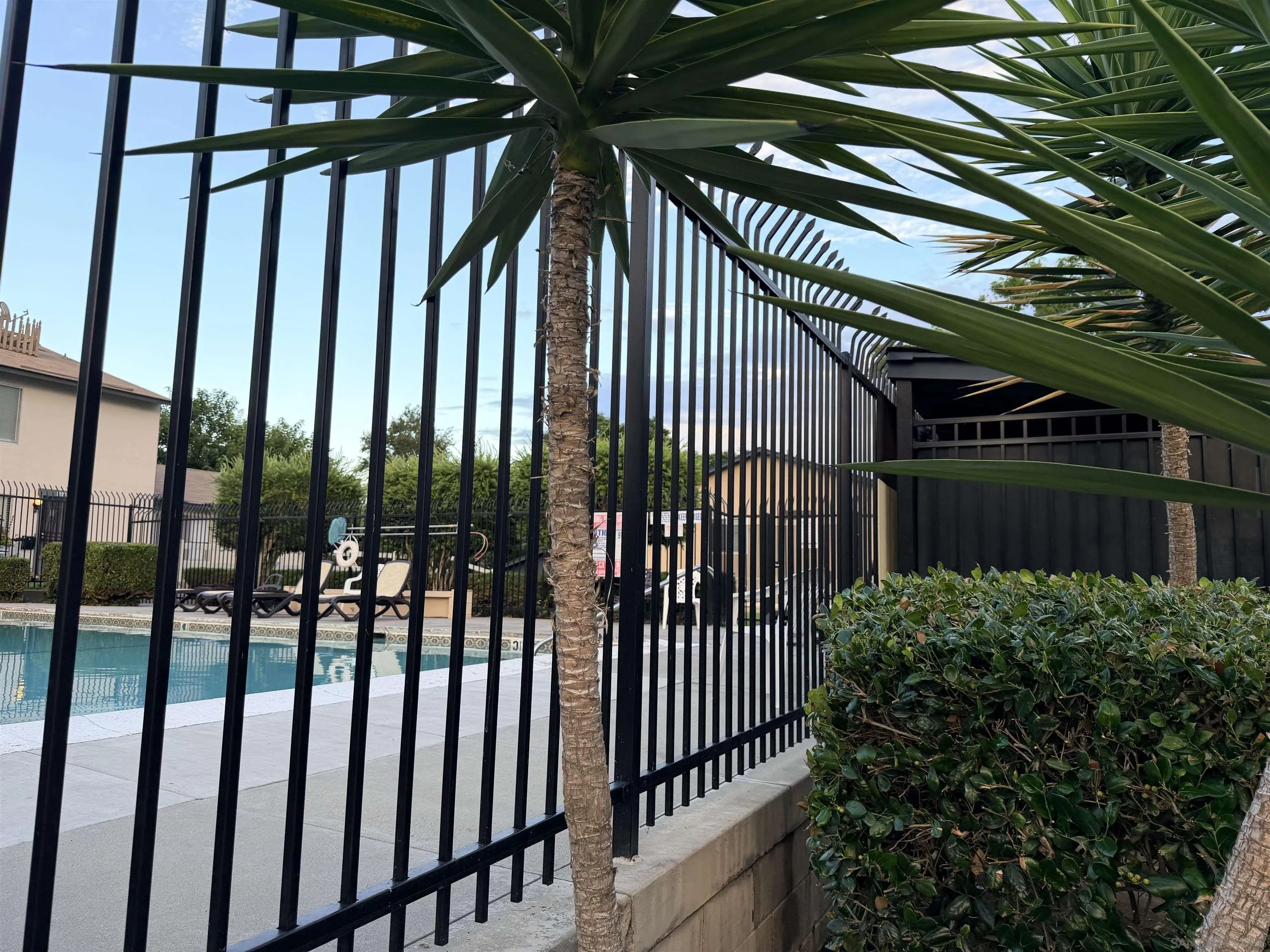 https://cdn.realtyfeed.com/cdn/127/250039864/8a0b494fcdfe3932cc764ddfbd2a38e4.webp