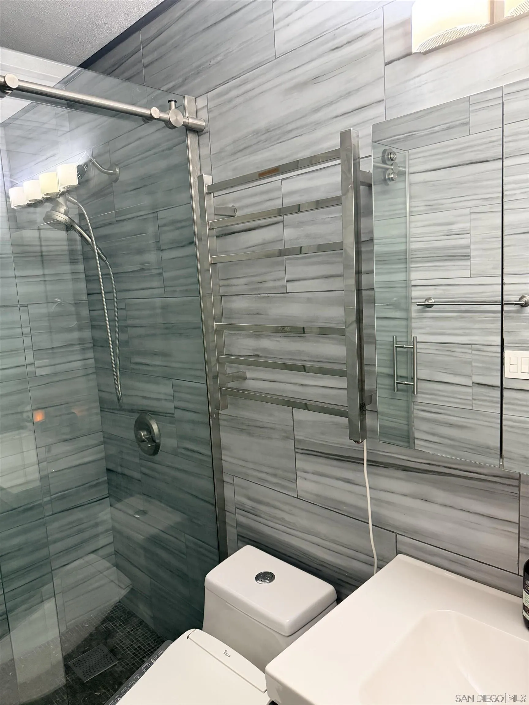 https://cdn.realtyfeed.com/cdn/127/250039864/ec0e54d40ea3889b2aaf5e8022ca0b2d.webp
