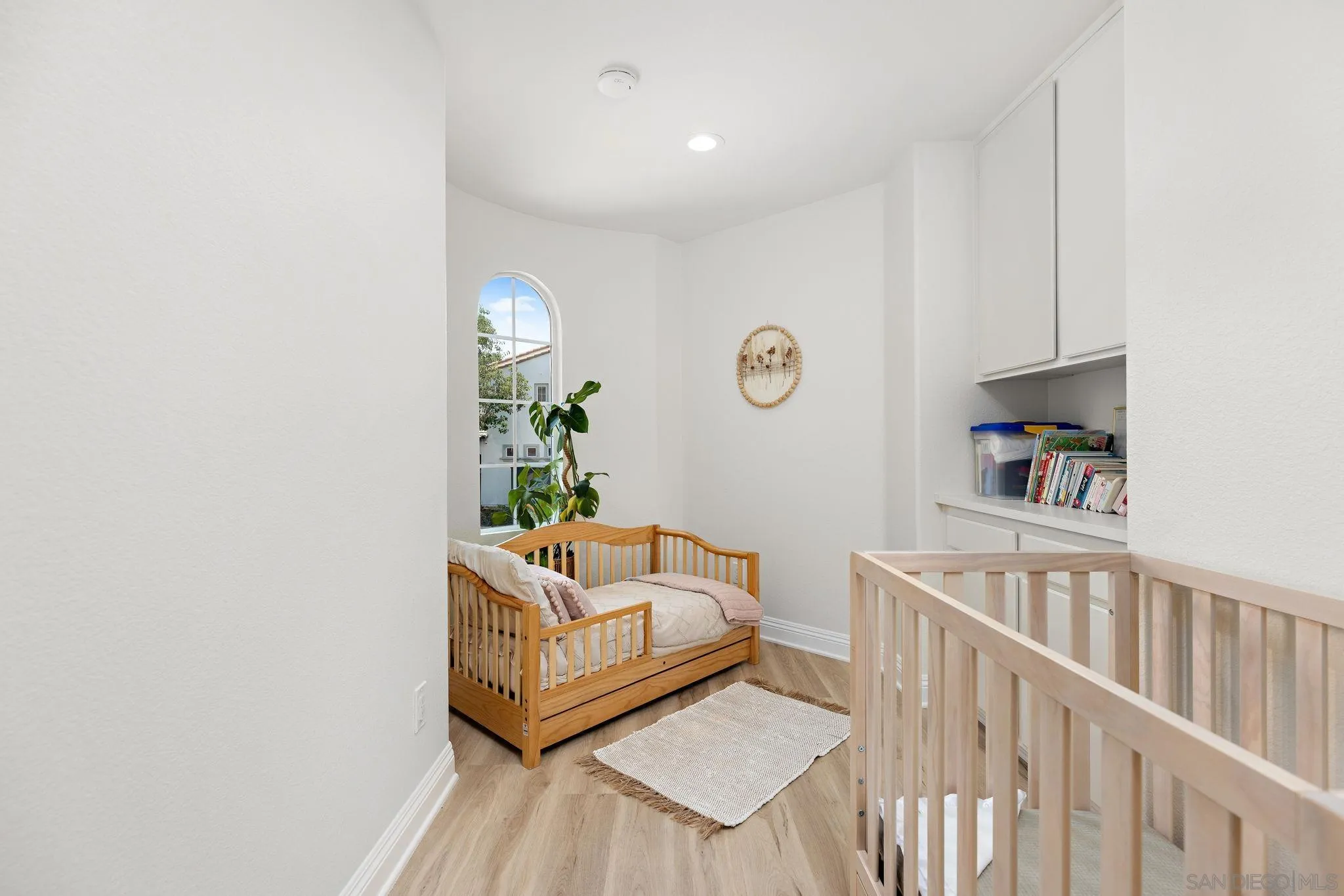 https://cdn.realtyfeed.com/cdn/127/250039872/3c8f1b48359c714611f971de2bd10ef0.webp