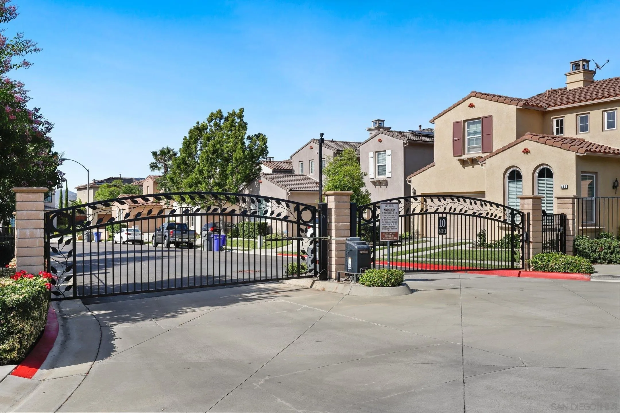 https://cdn.realtyfeed.com/cdn/127/250039872/6810bb000a30cc19ee7a56c0b2cd019a.webp