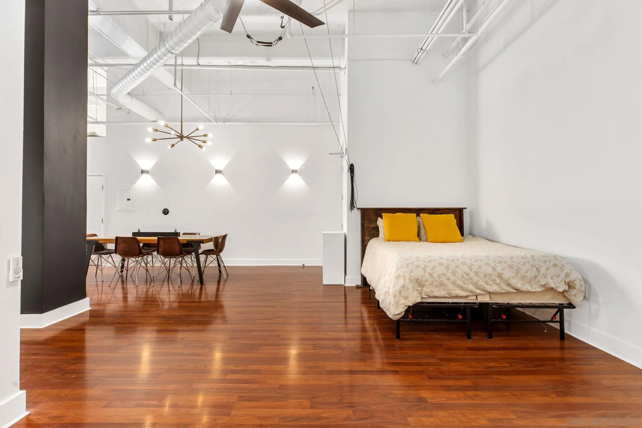 Photo #12: 250039875 Listing: Photo #12