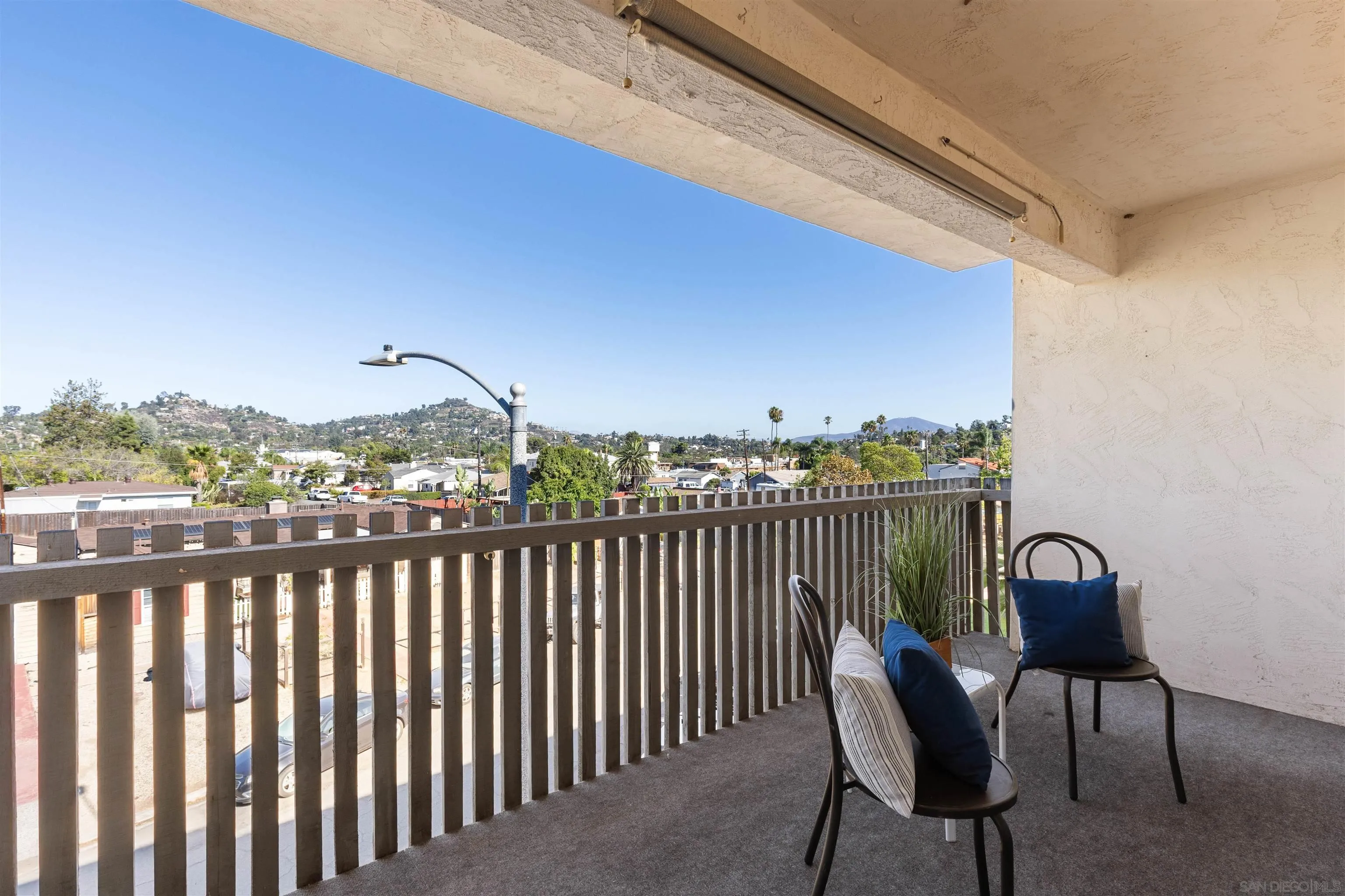 https://cdn.realtyfeed.com/cdn/127/250039887/2a3a73e1e07bcbee8fb393fcb29cc432.webp