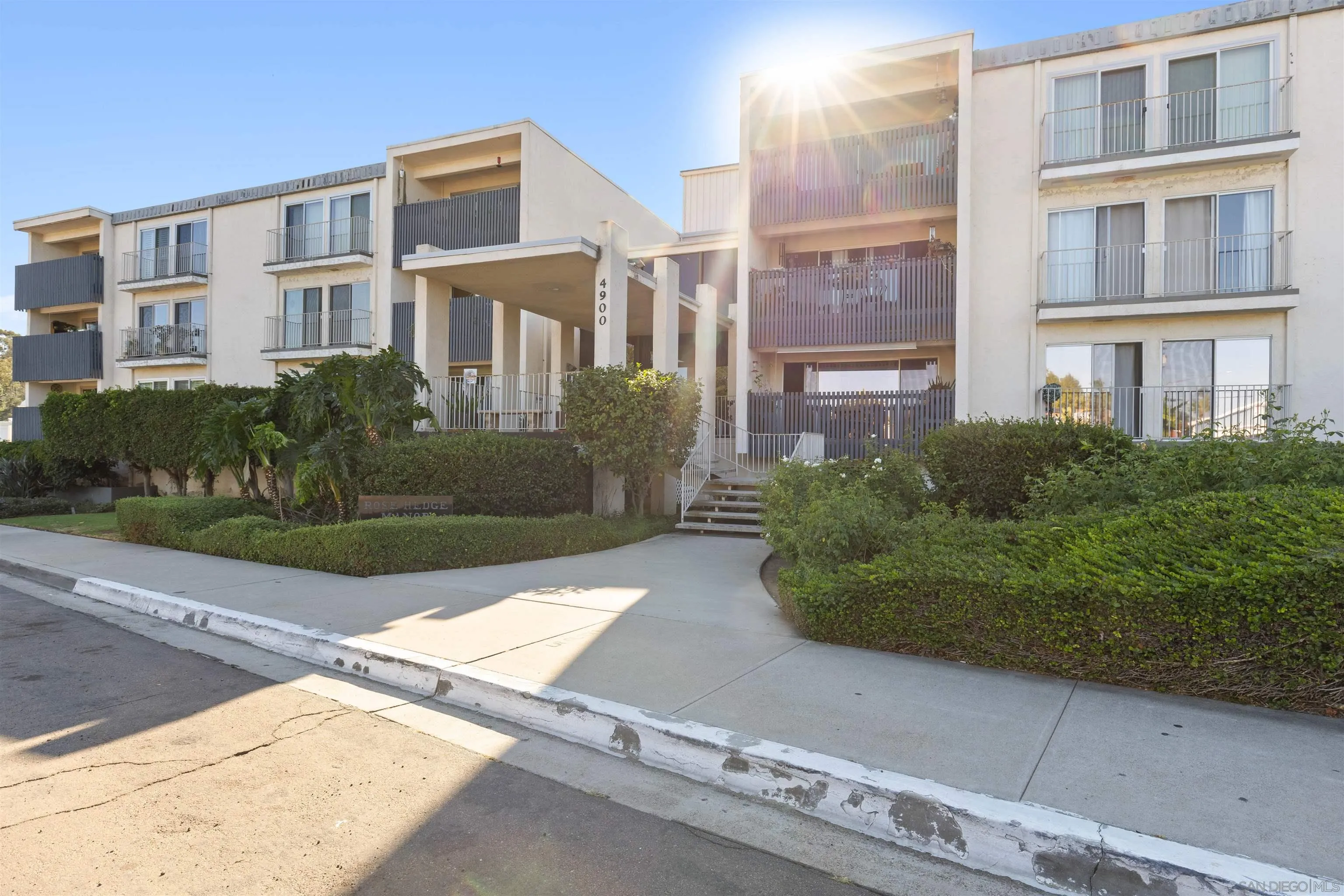 https://cdn.realtyfeed.com/cdn/127/250039887/32bac3e290c8a6b583251ceb18a061ba.webp
