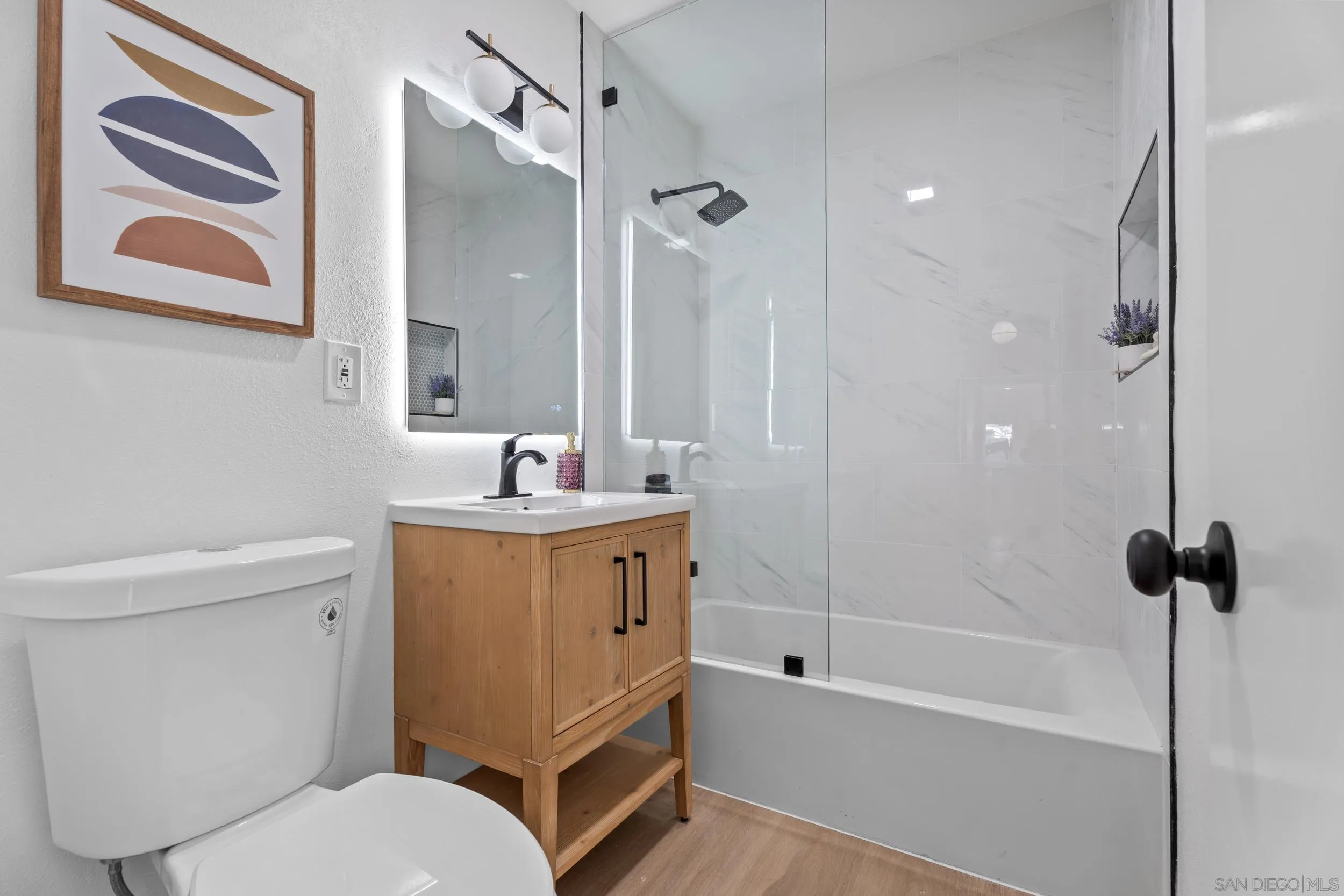 https://cdn.realtyfeed.com/cdn/127/250039888/499f60d1aa29283e2323300cc7379a0d.webp