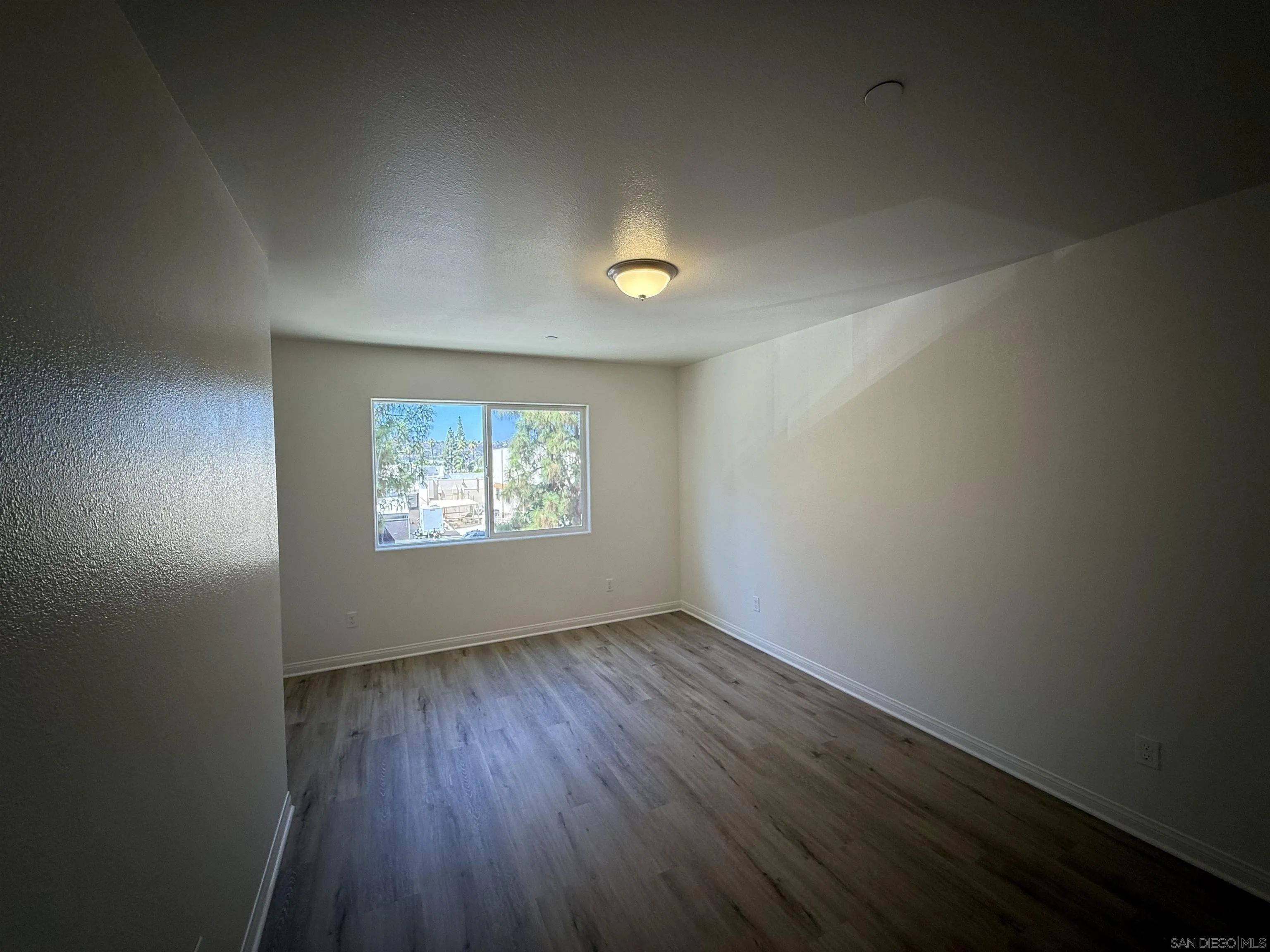 Photo #30: 250039889 Listing: Photo #30