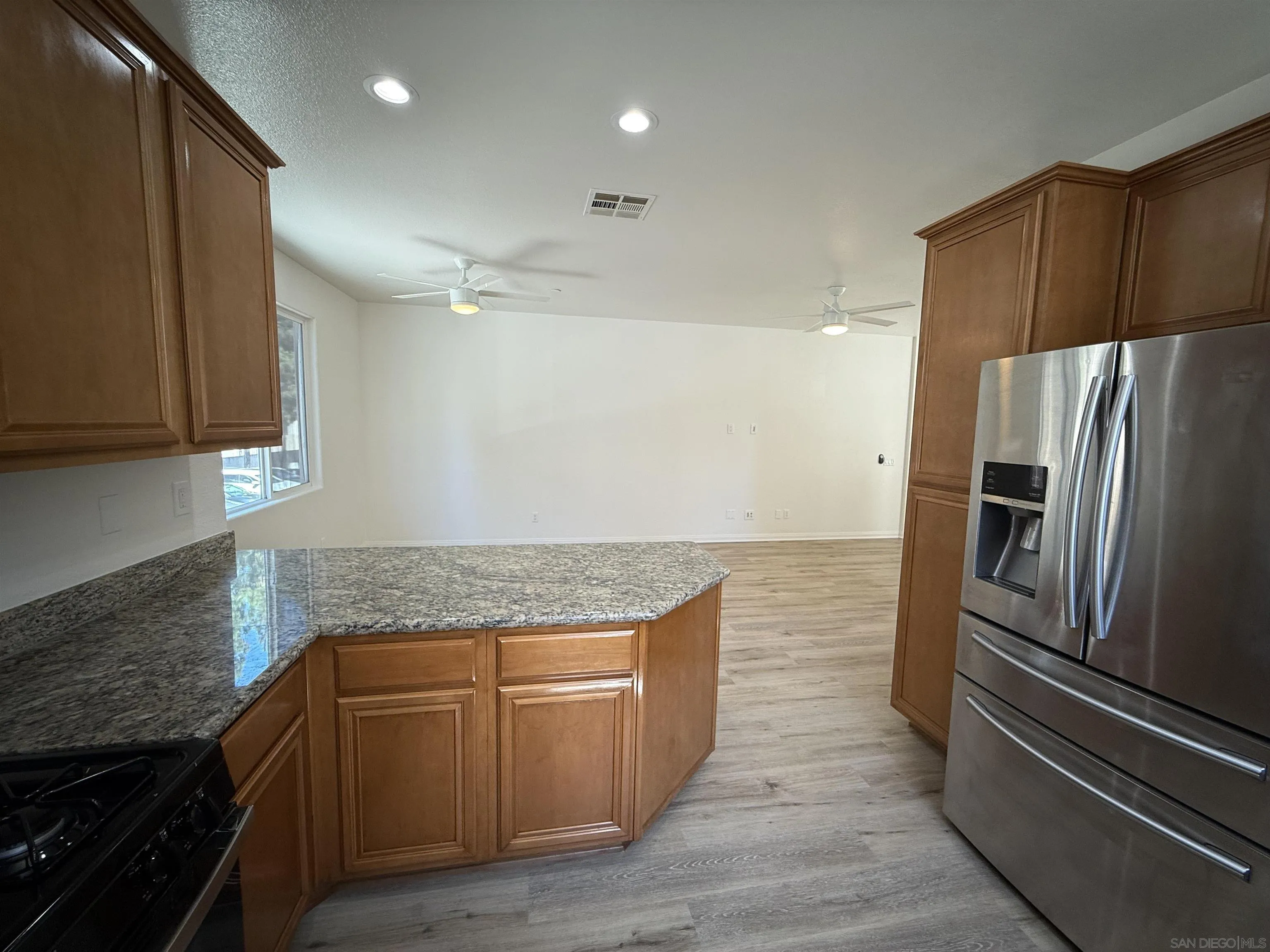Photo #17: 250039889 Listing: Photo #17