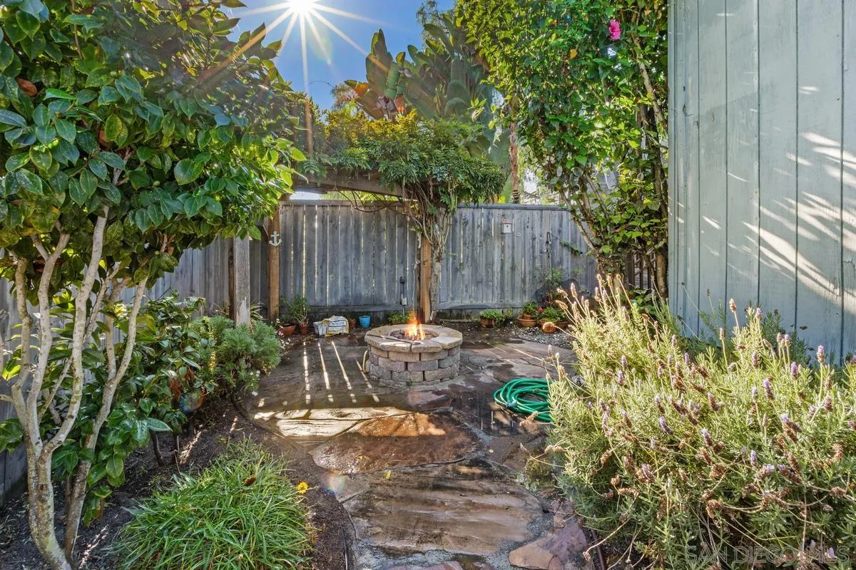 https://cdn.realtyfeed.com/cdn/127/250039905/349a179645a9e5dfcb1da2844eb656e6.webp