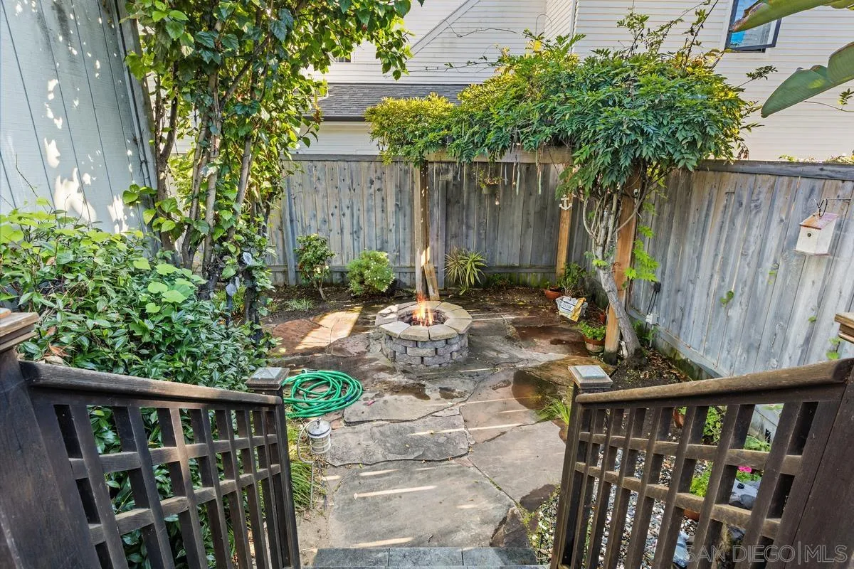https://cdn.realtyfeed.com/cdn/127/250039905/650e080bf13f2f50658c0b604da92318.webp